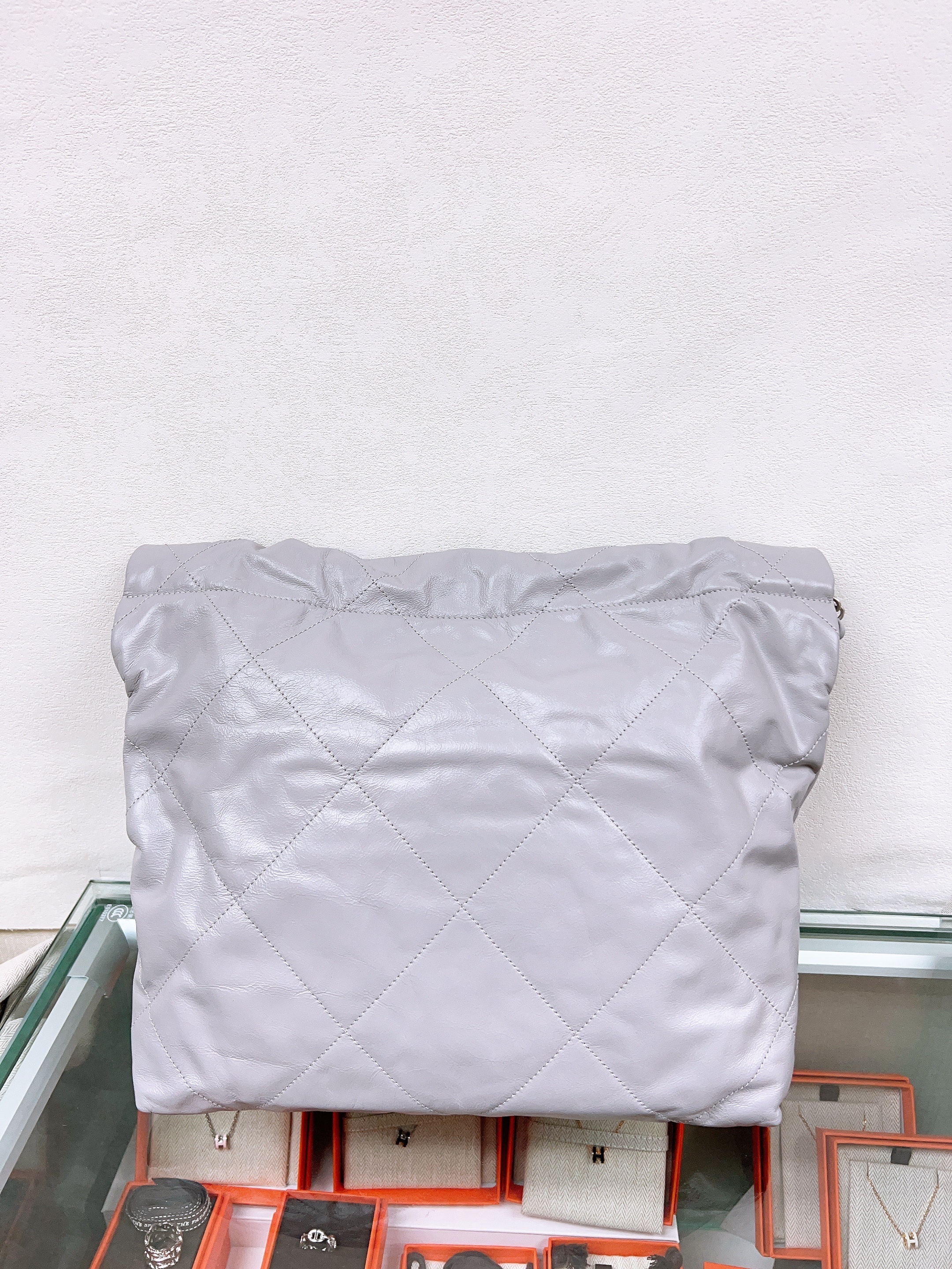 Chanel 22 bag small (light grey/ silver)