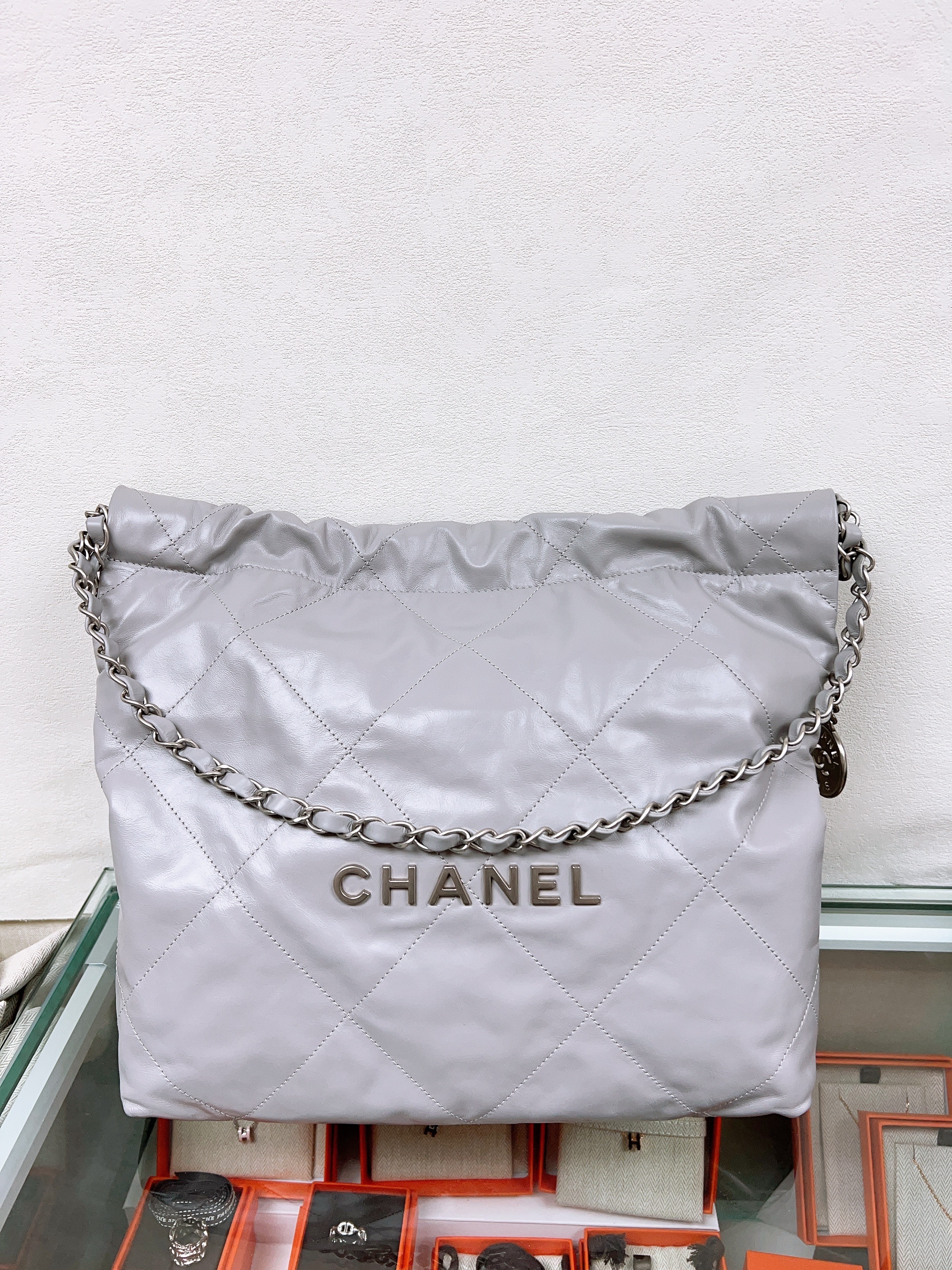 Chanel 22 bag small (light grey/ silver)