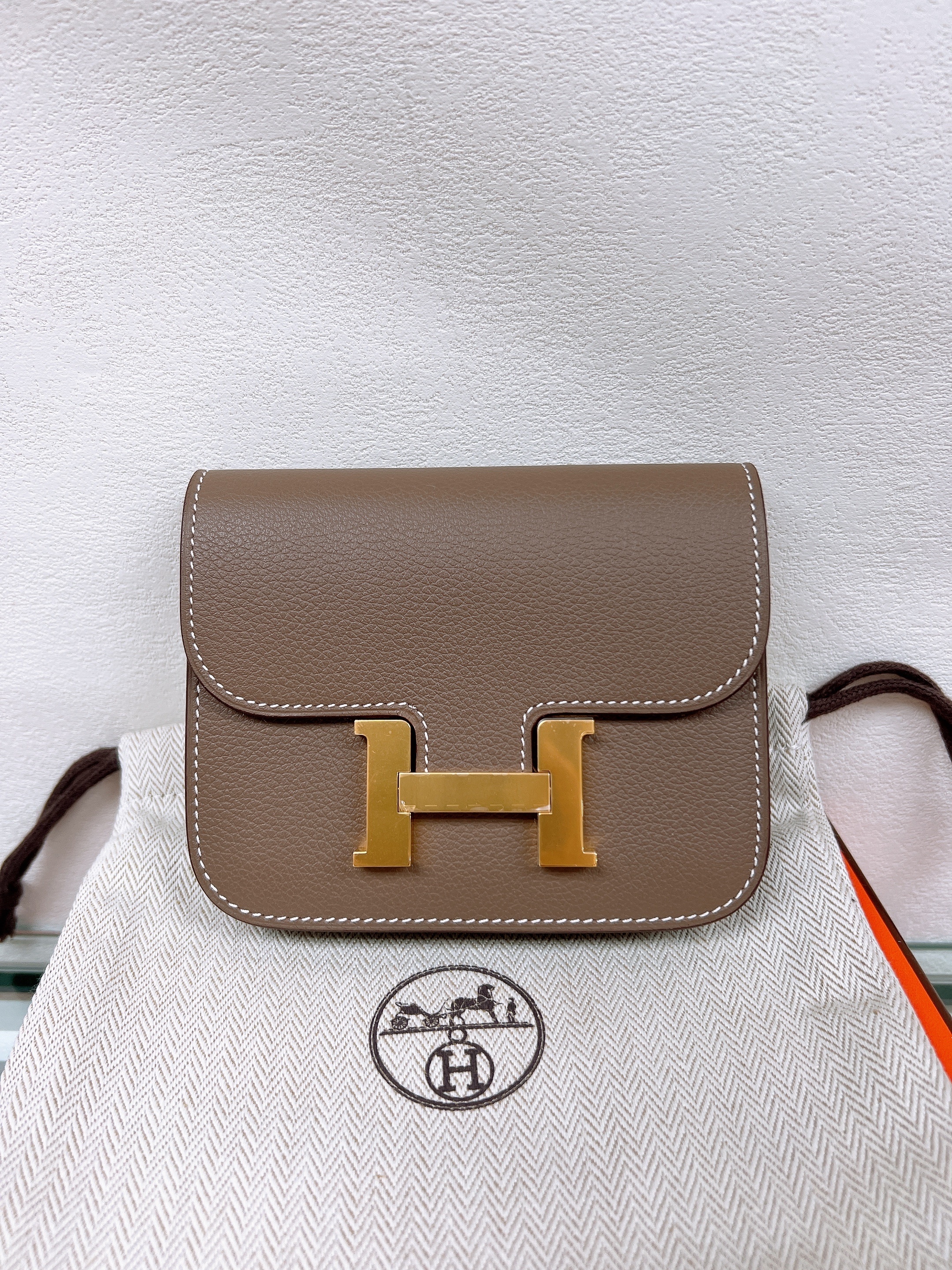 *Brand New* Hermes constance slim (etoupe GHW/ stamp K)