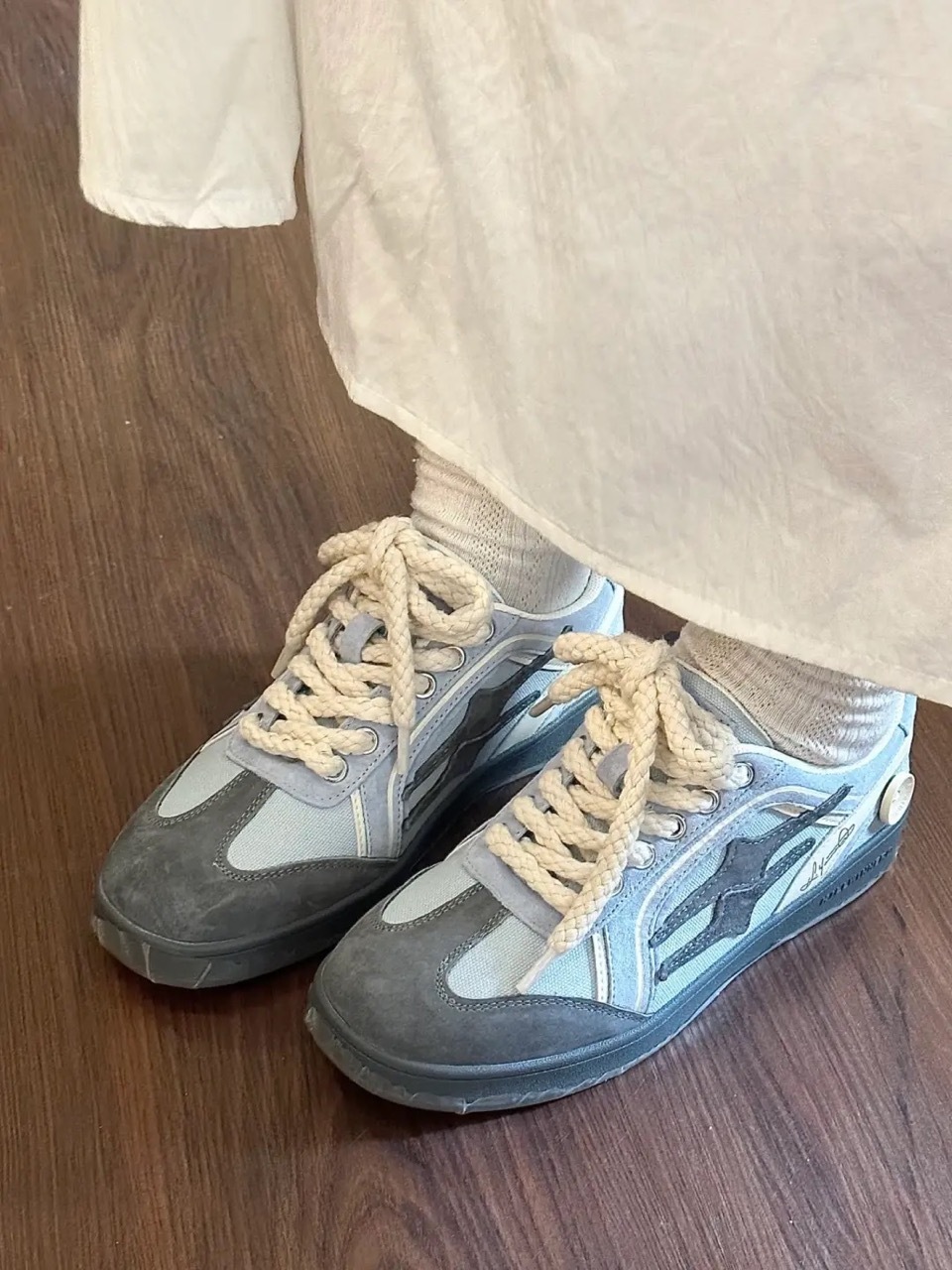 KILLWINNER 海鹽椰子灰 深灰 淡藍 米白 絨面皮革 IVE 張員瑛同款 女鞋 / 預購