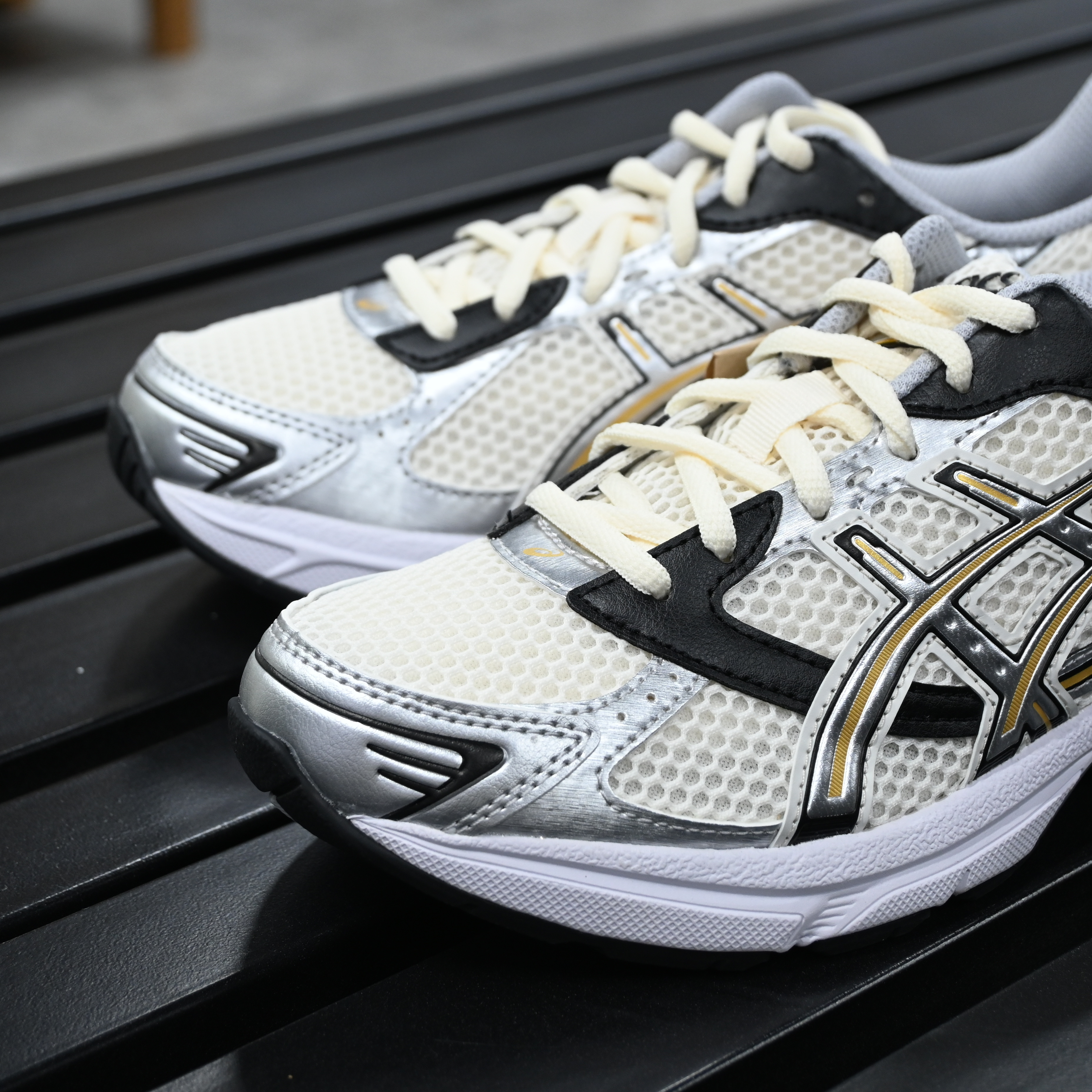 Asics GEL-1130 Cream/Pure Silver Japan Limited Edition