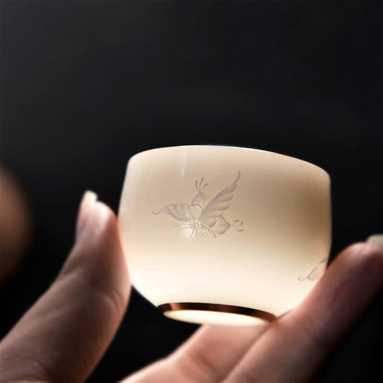 鹿港窯禮品館｜漢白玉精瓷隱雕蝶戀茶具組｜雅緻蝶影 典藏收納盒