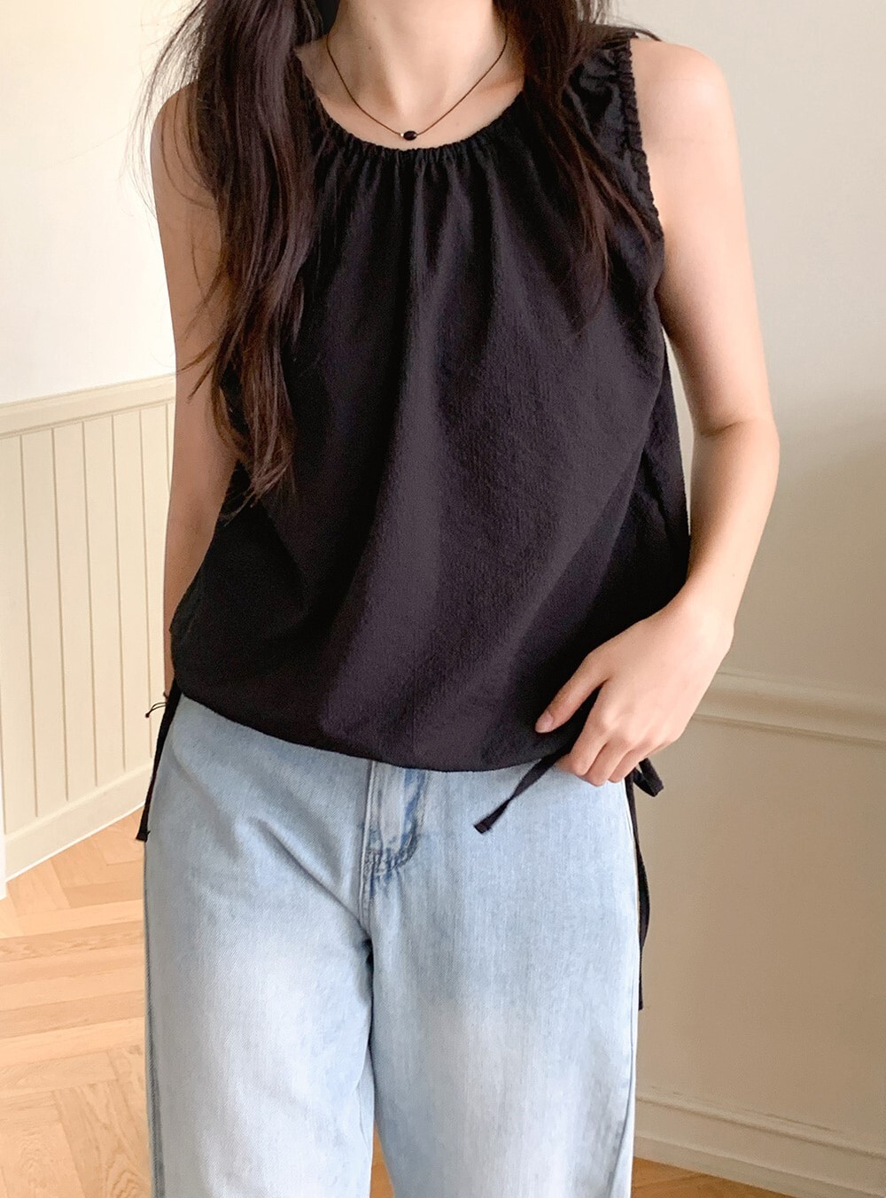 韓國grace muse授權 蓬感泡泡紗質感側綁帶收擺上衣