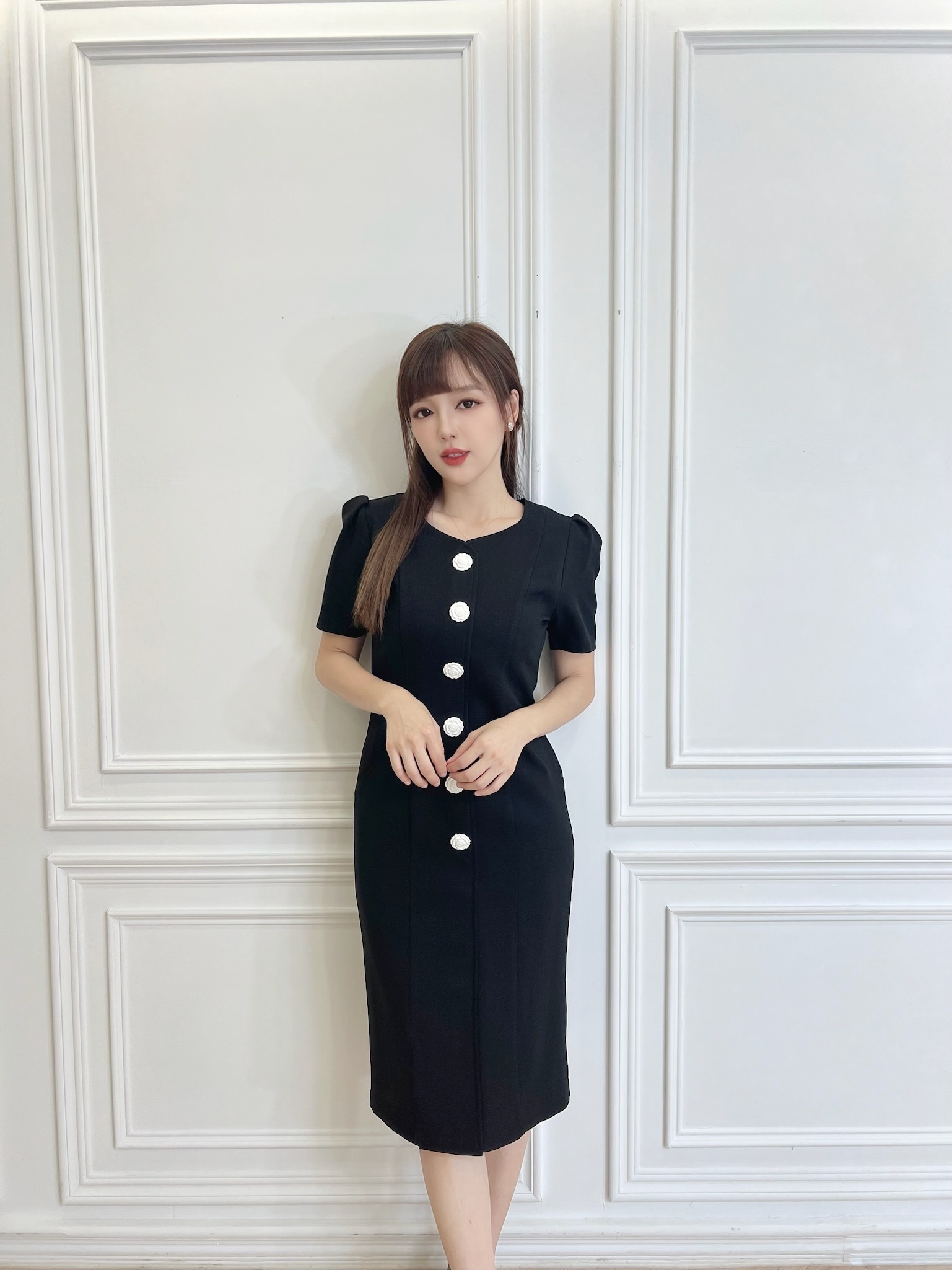 典雅立體小花釦洋裝