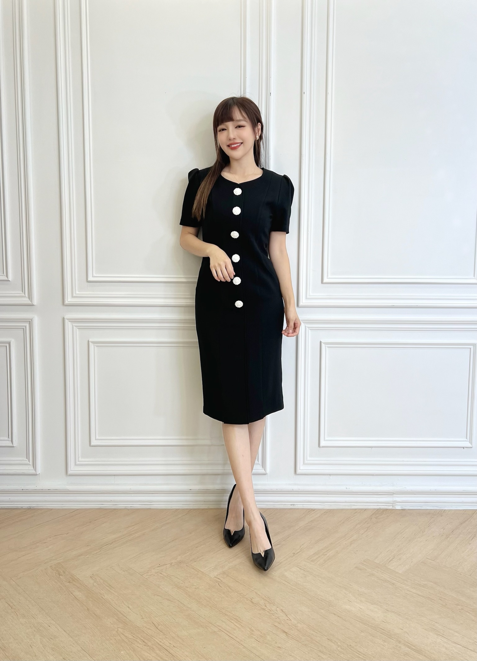 典雅立體小花釦洋裝