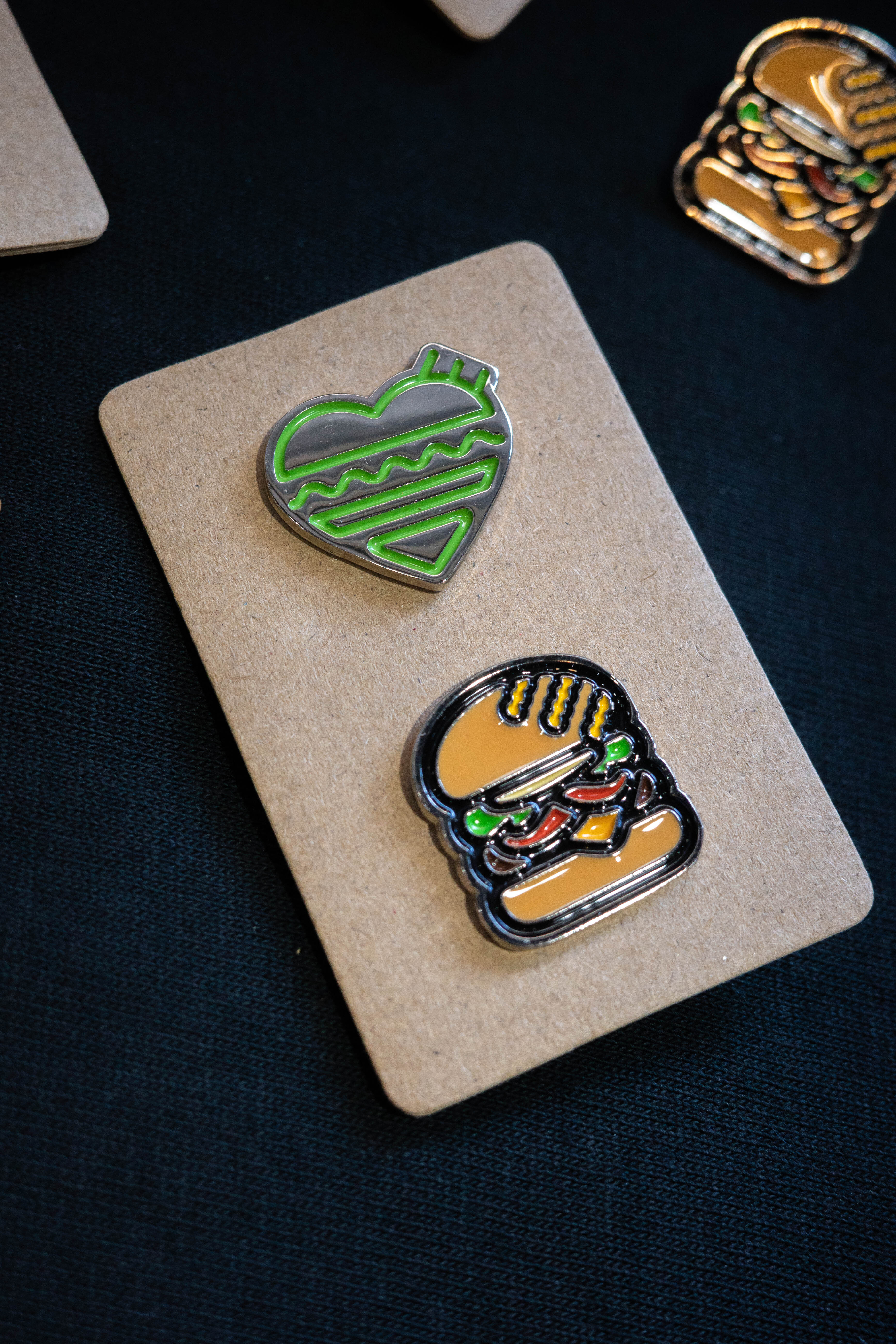 Human Made × Shake Shack Keychain - Xx29gd038 聯名別針 漢堡