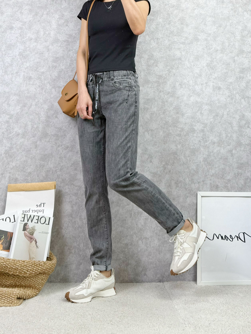 忙碌日常的喘息時光♡自在彈性的輕薄牛仔褲