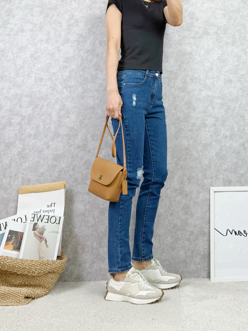 彈力小破壞♡刷破點綴的親膚牛仔