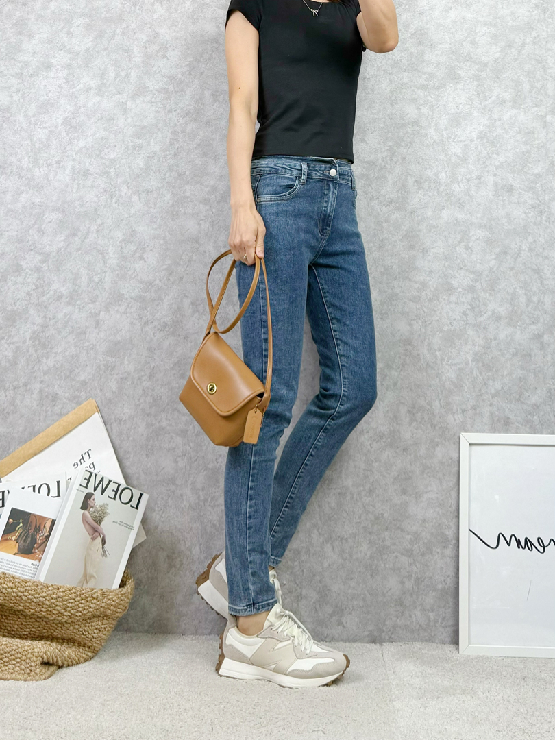 拉出俐落線條感♡一穿就有型的窄管褲