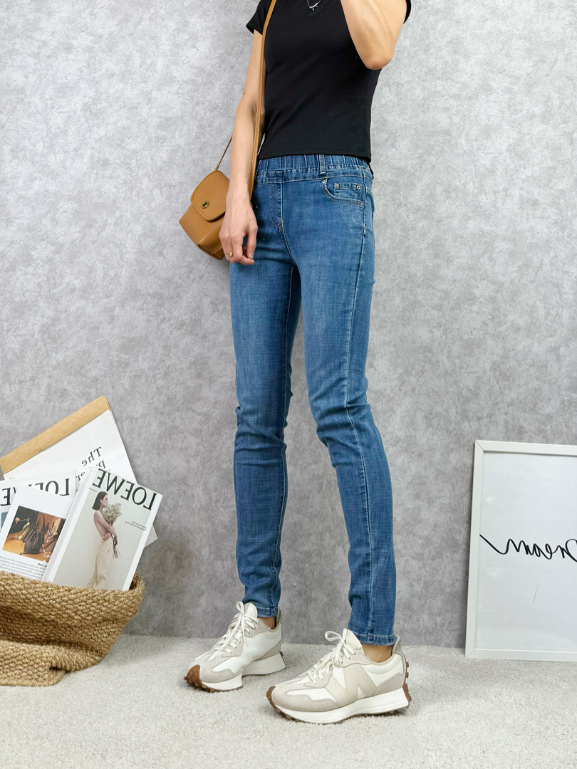 一秒展現好比例♡輕鬆套上的鬆緊窄管褲