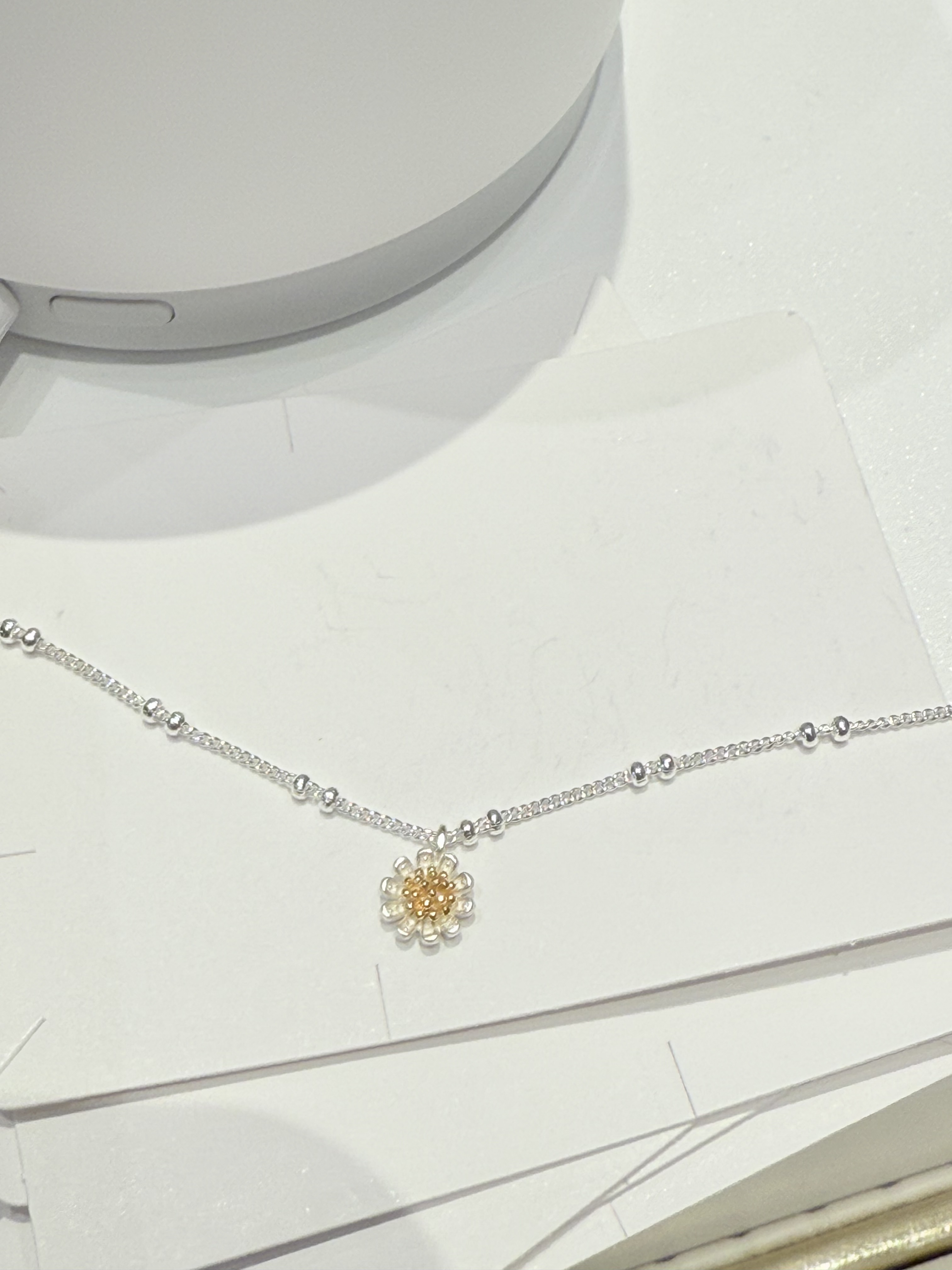 Svb27 (小雛菊手鏈 ）