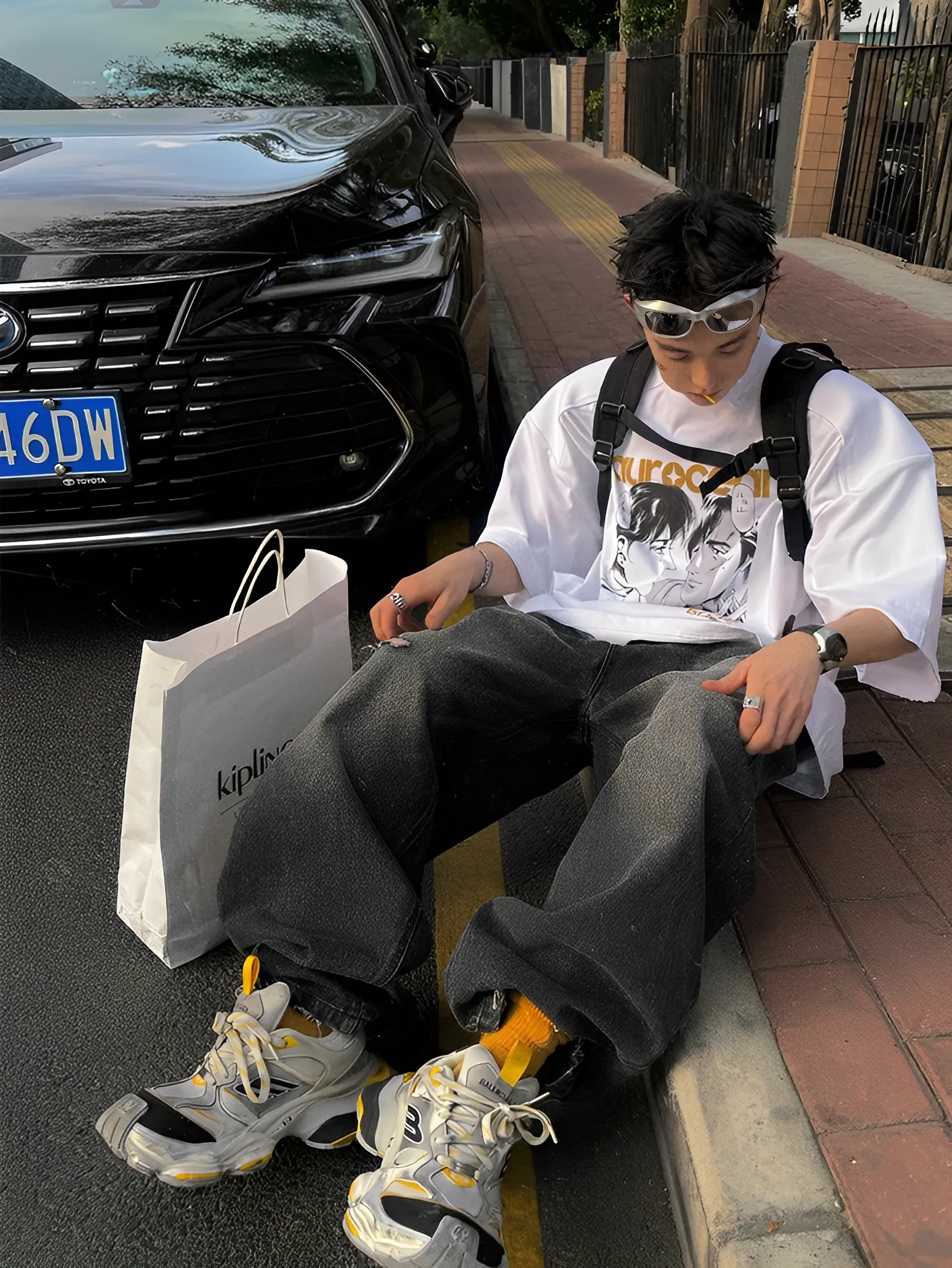 割破 水洗 質感 牛仔 闊腿 長褲