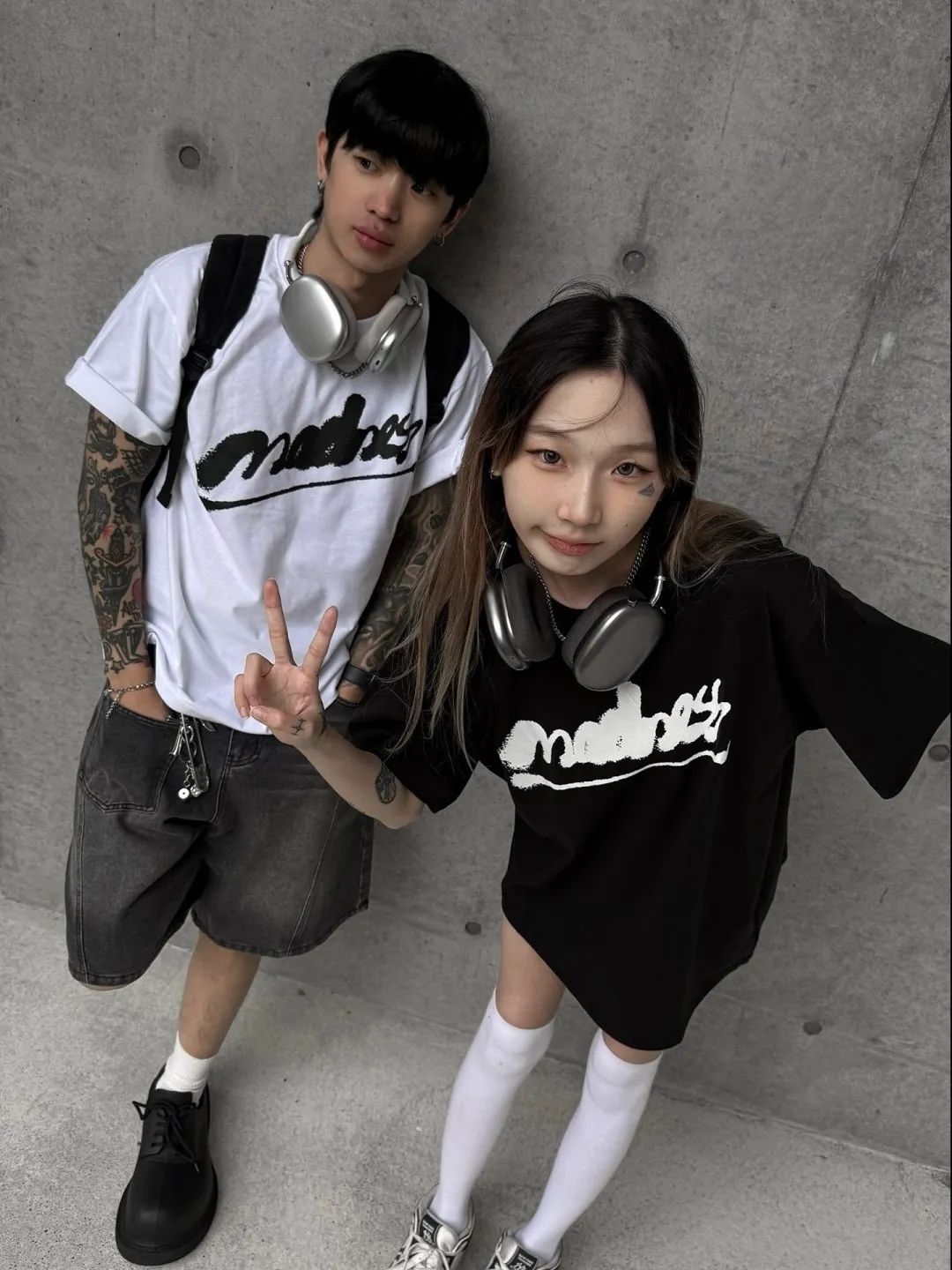 手染 手繪 街頭 英文 寬版 短袖