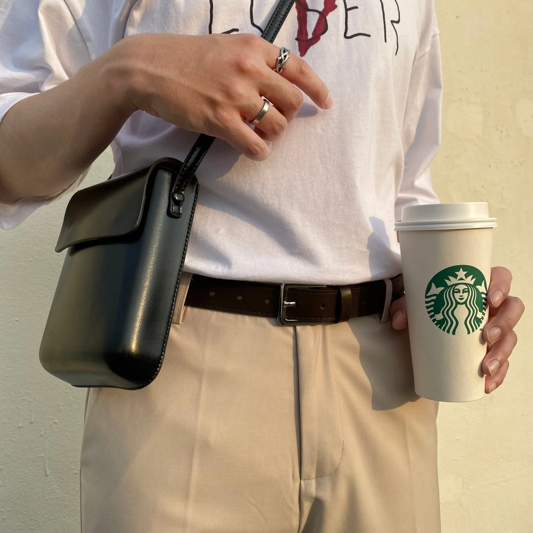 韓國 日字 穿搭 皮帶