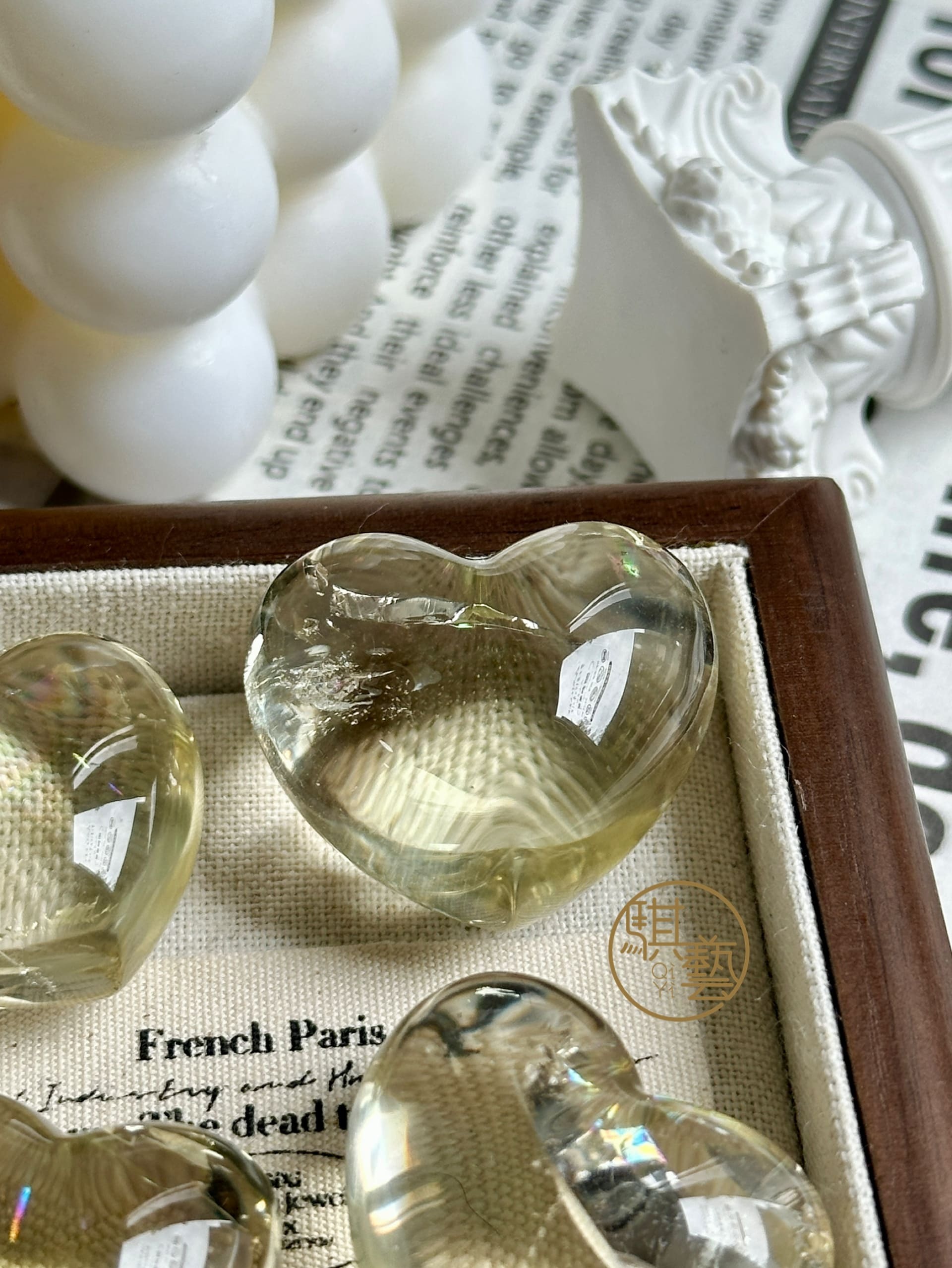 爆彩透體愛心水晶雕件|黃水晶 白水晶 熱銷人氣能量石 招財守護 療癒擺件 收藏必備 禮物推薦