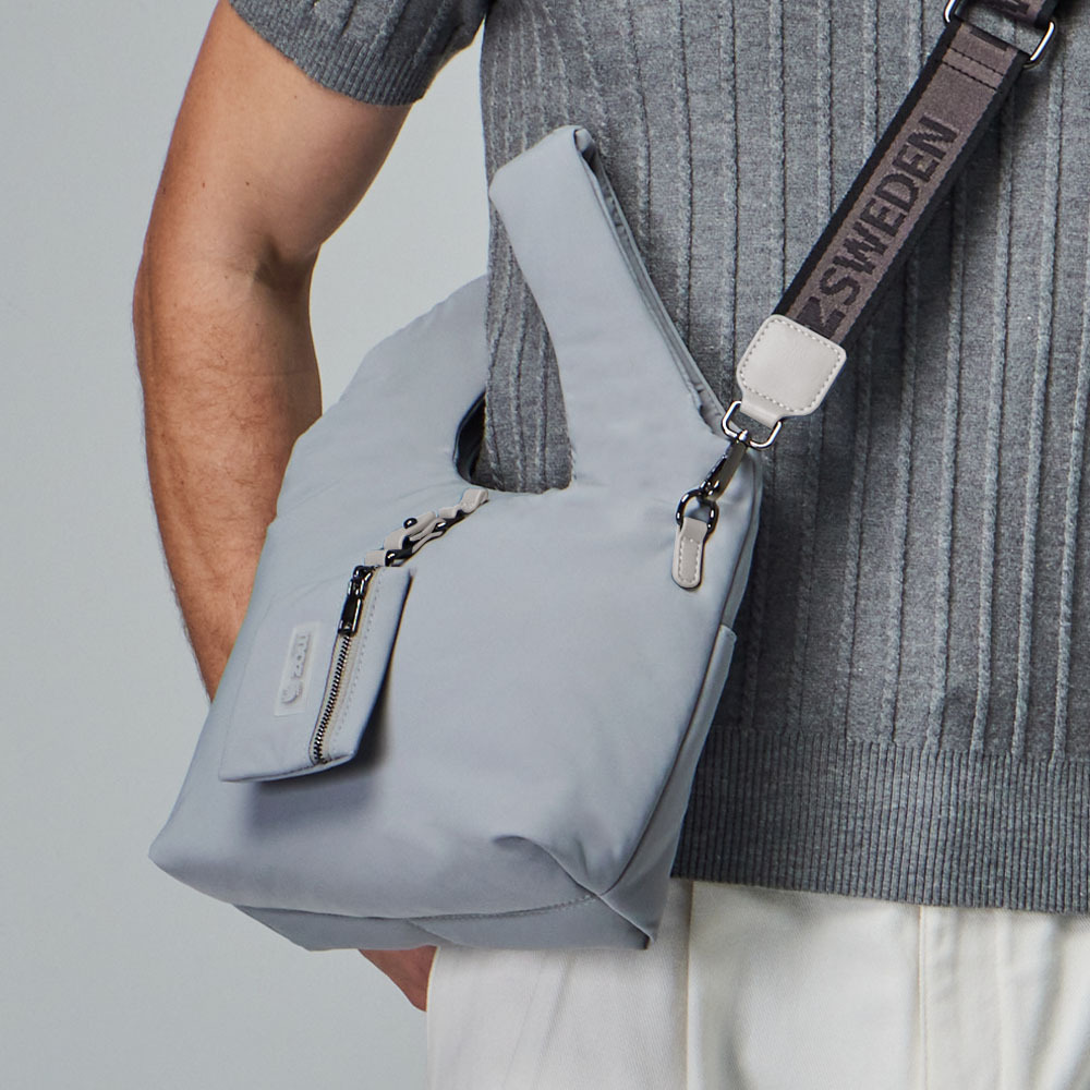 moz瑞典 駝鹿 雲朵 菜籃包(淺灰)M