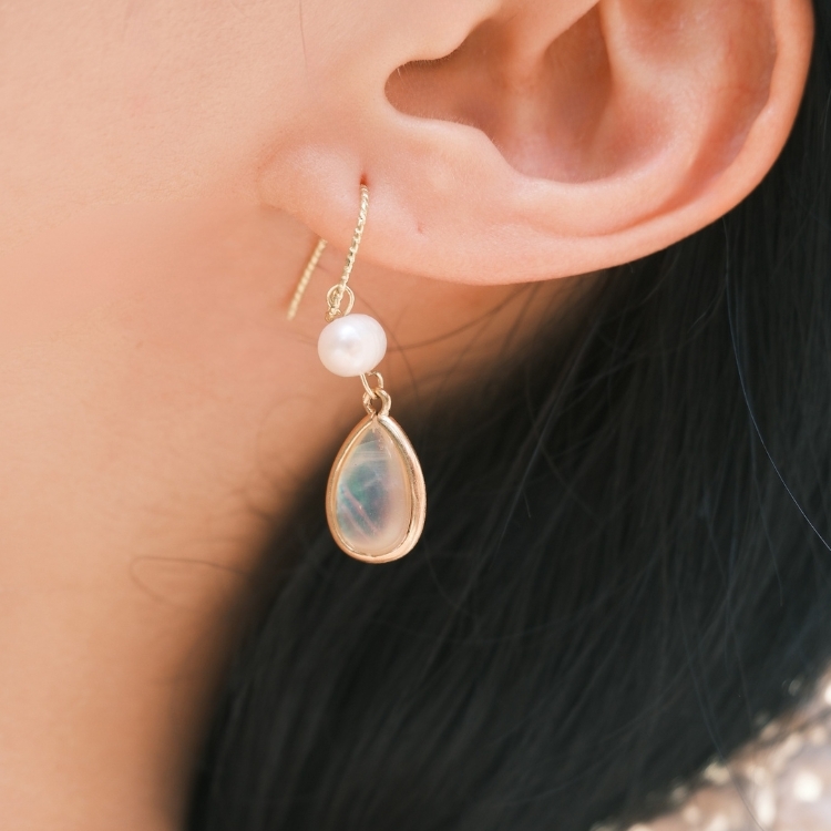 椰影微風系列 水滴椰影 長影椰風 珍珠貝殼光 針式耳環
