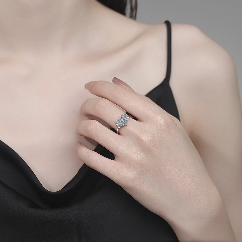 莫桑鑽心形戒指       R051C042