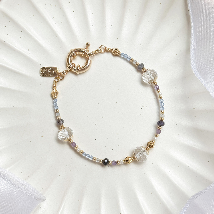 生日花 • 伍月貳捌 • 鳶尾花 – 堇青白水晶 – 手鍊