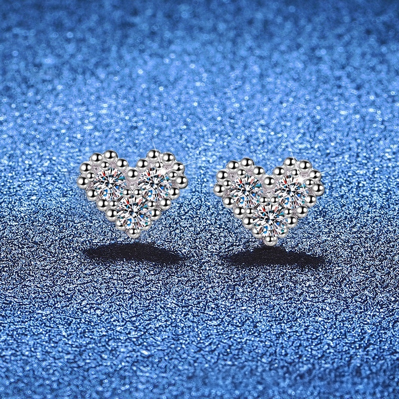 莫桑鑽珠邊心形耳環       E06C003