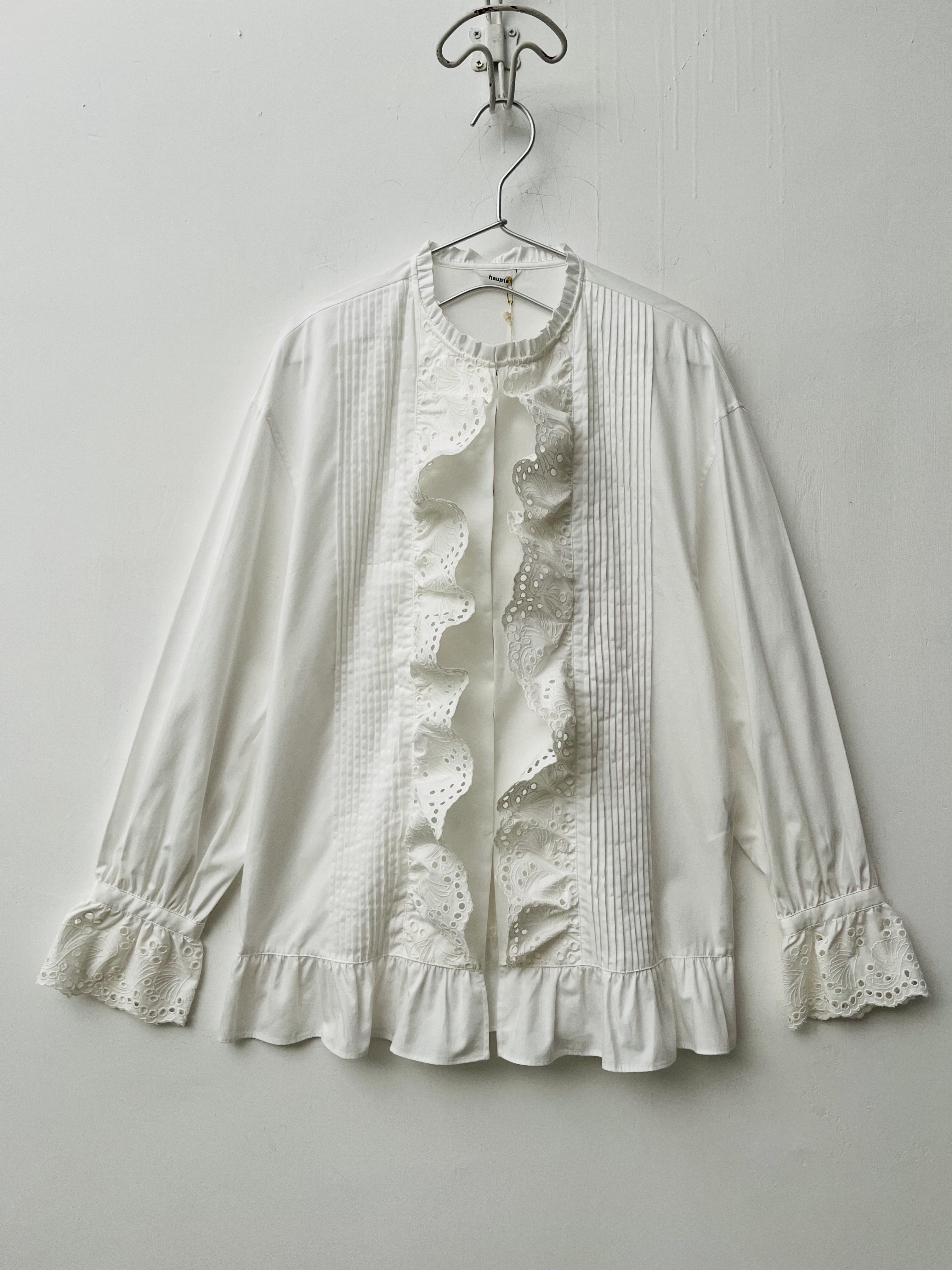 日本製haupia白色刺繡通花小企領top