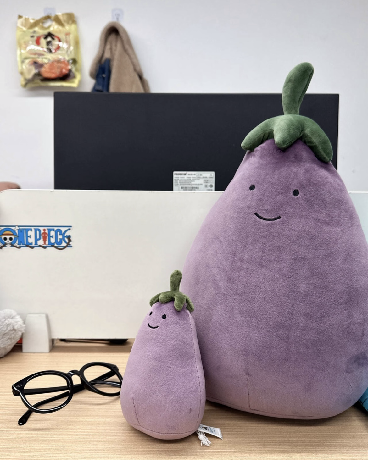 英國 JELLYCAT 茄子造型 毛絨 娃娃 玩偶