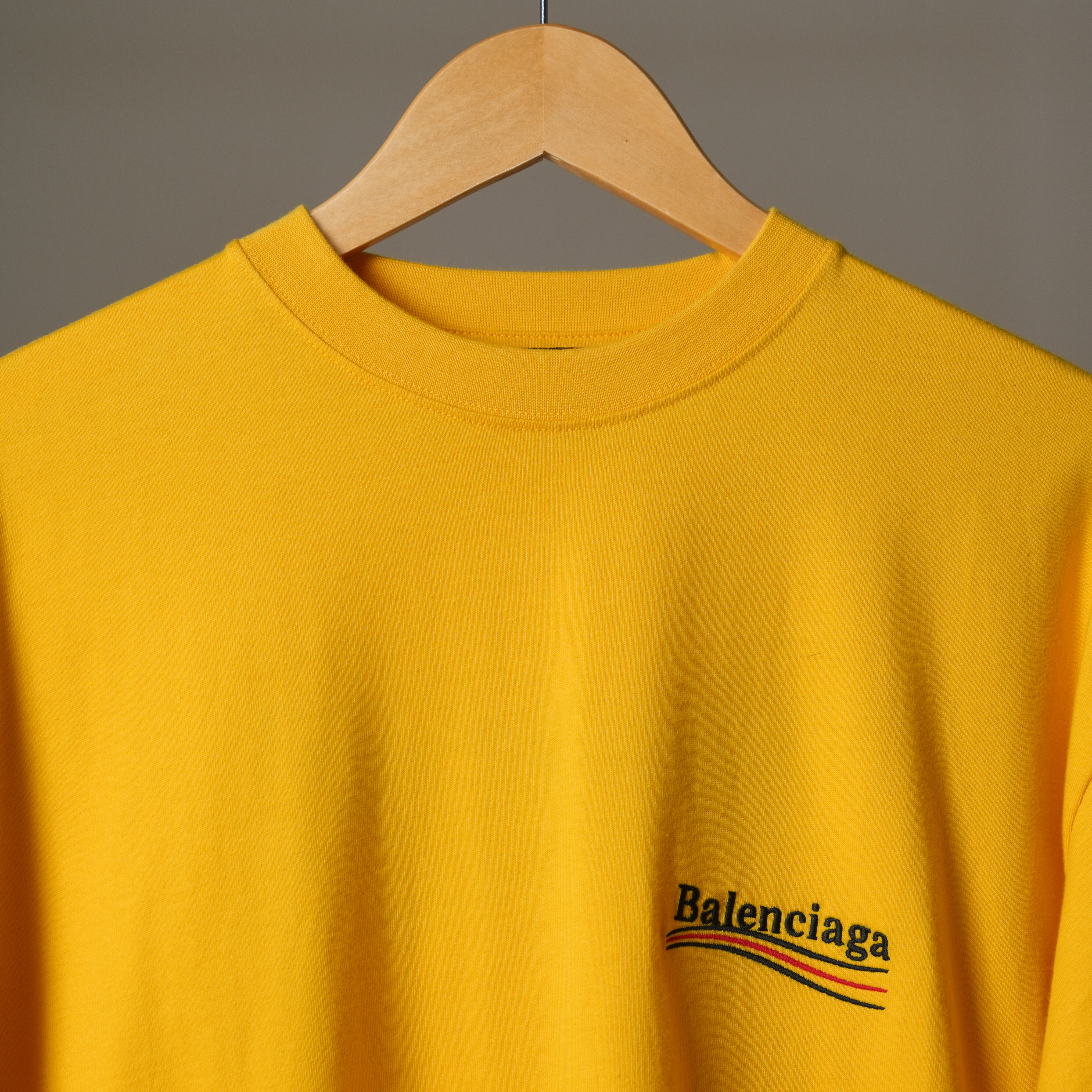 Balenciaga 黃色可樂短袖上衣