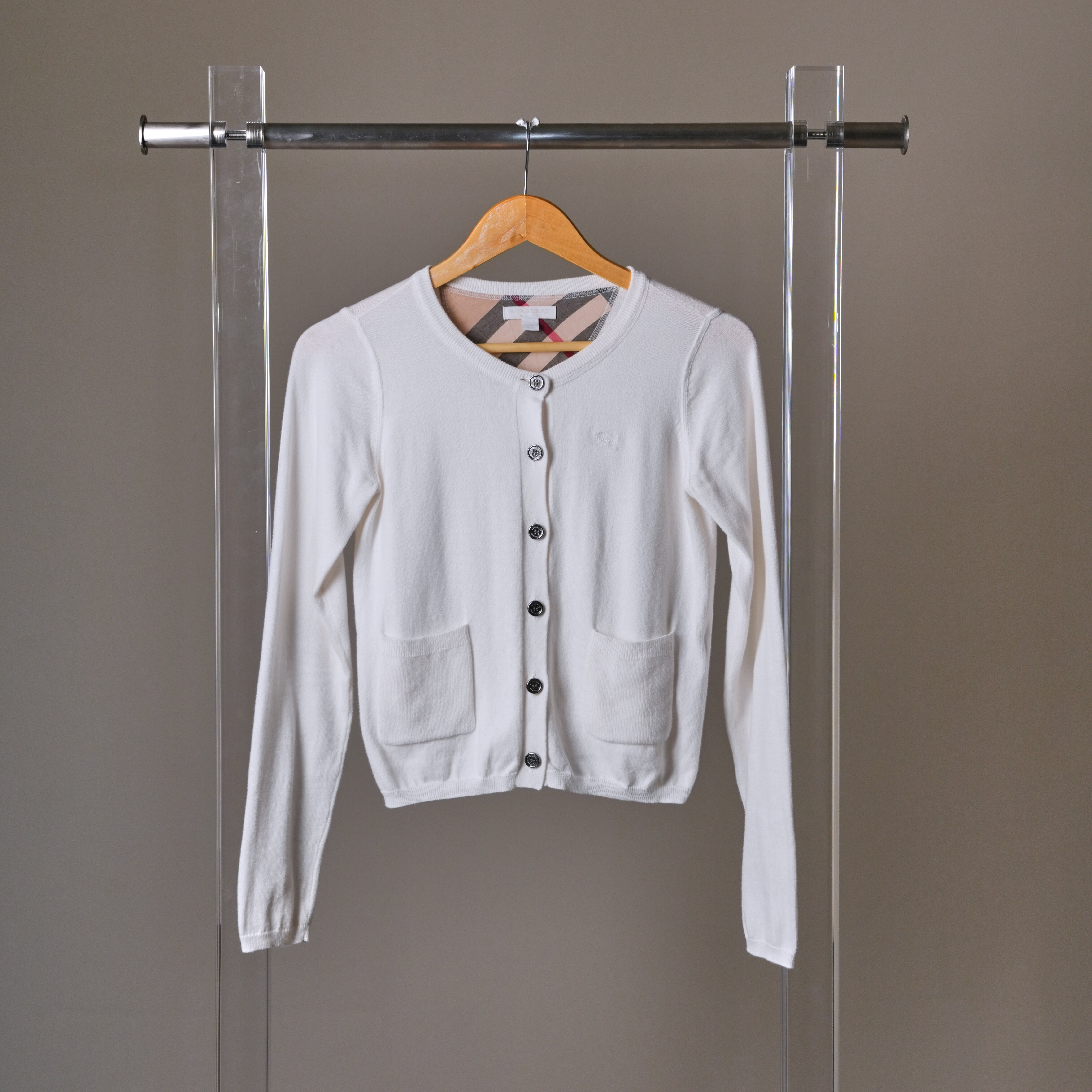 Burberry 白色針織開衫