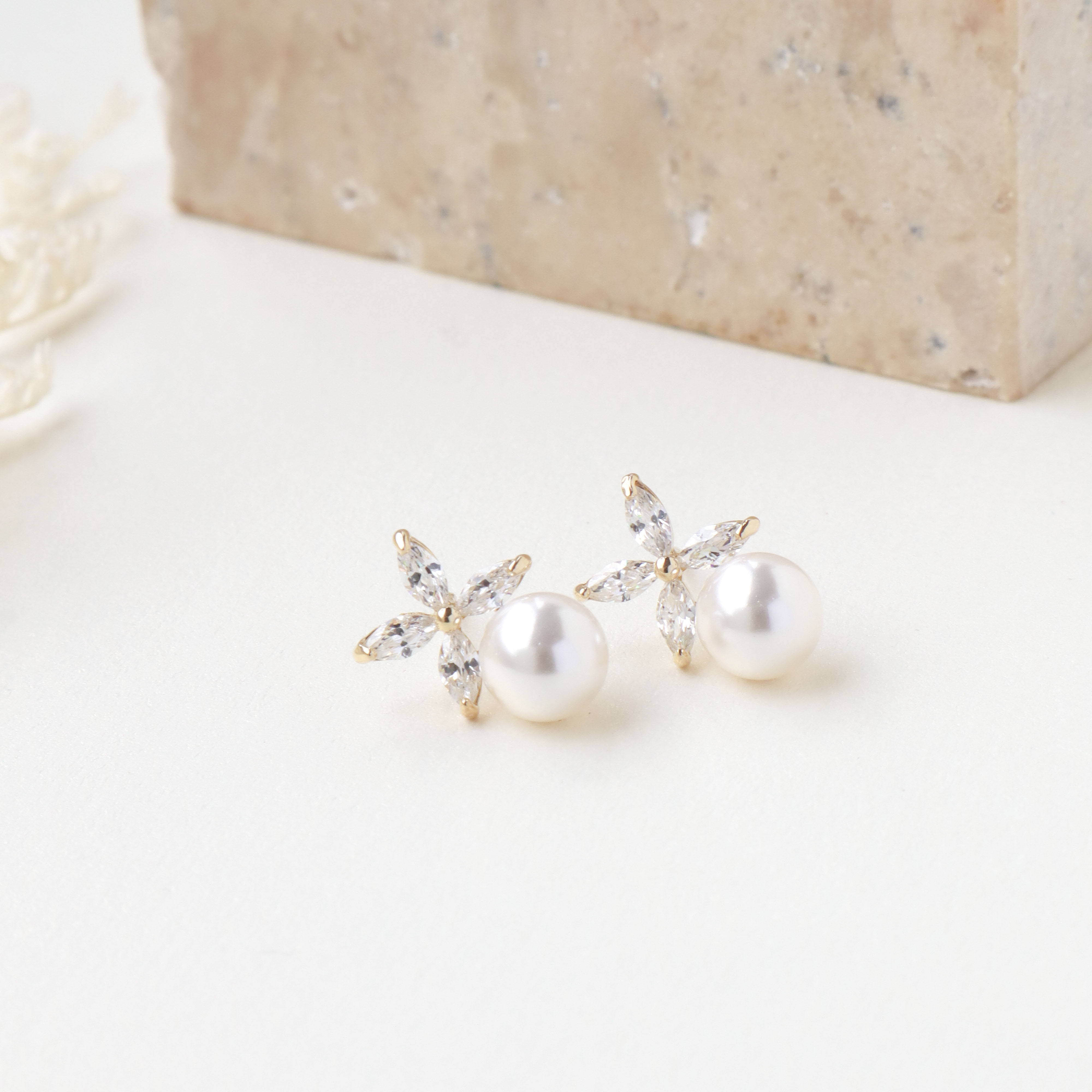 10K/小花珍珠耳環