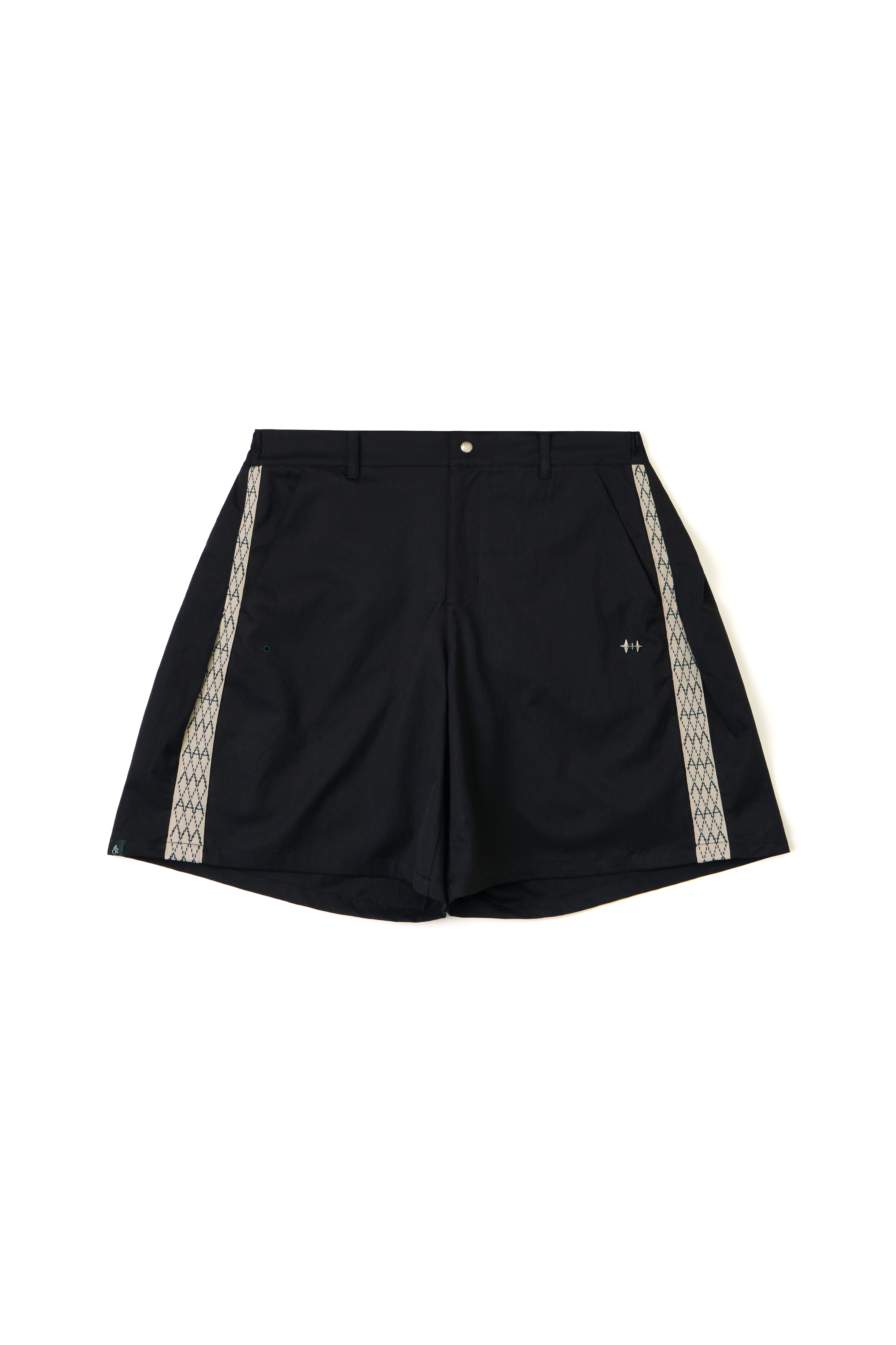 ARC TOTEM PLEATED SHORTS - BLACK