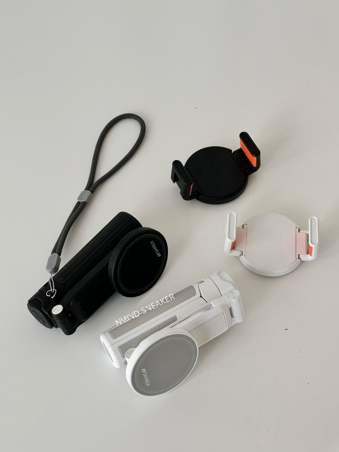 <快速出貨> SANSUI 輕旅拍360 磁吸自拍桿＋腳架二合一