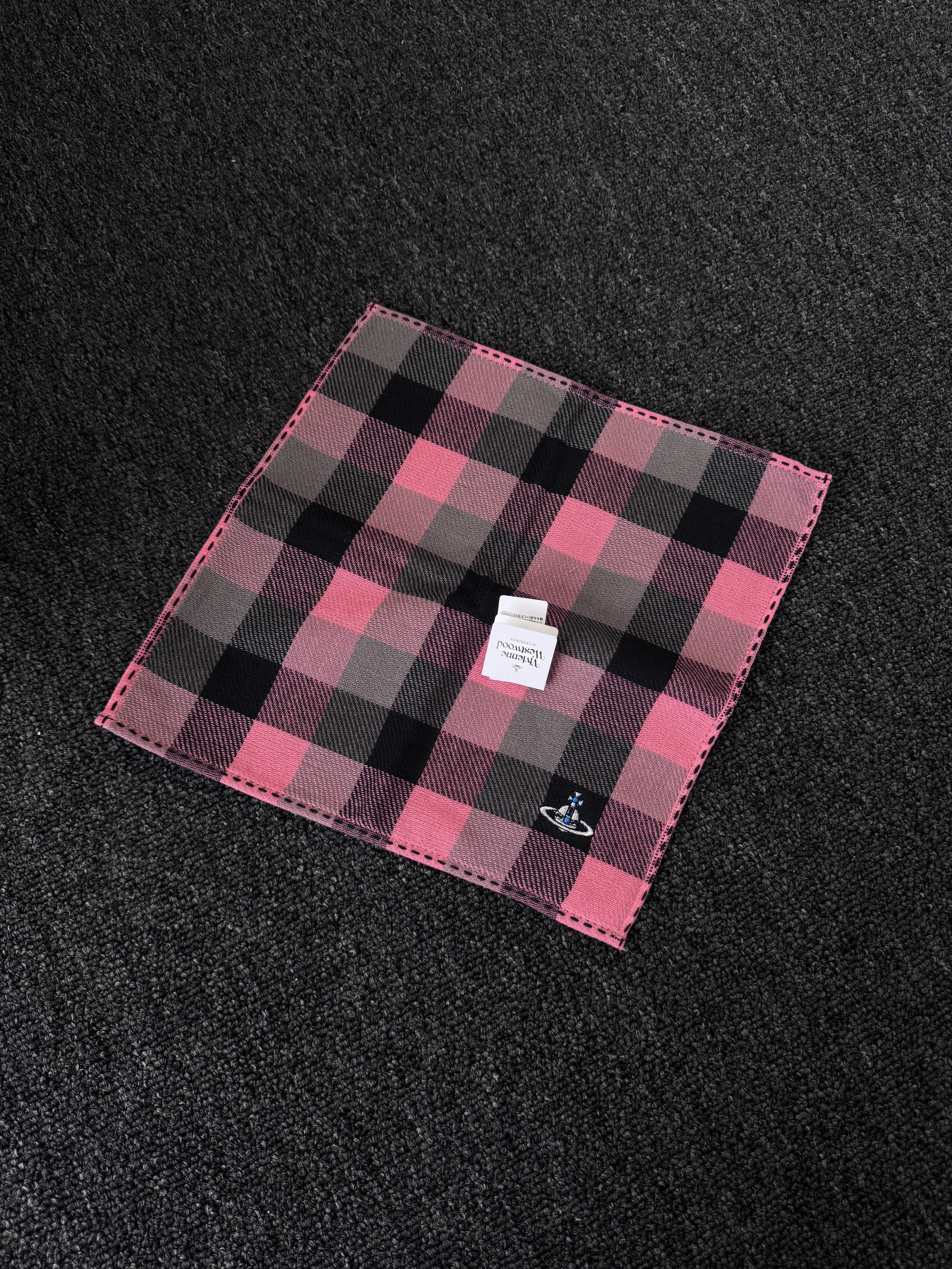 <現貨!!>Vivienne Westwood 薇薇安 西太后 刺繡 毛巾 兩色