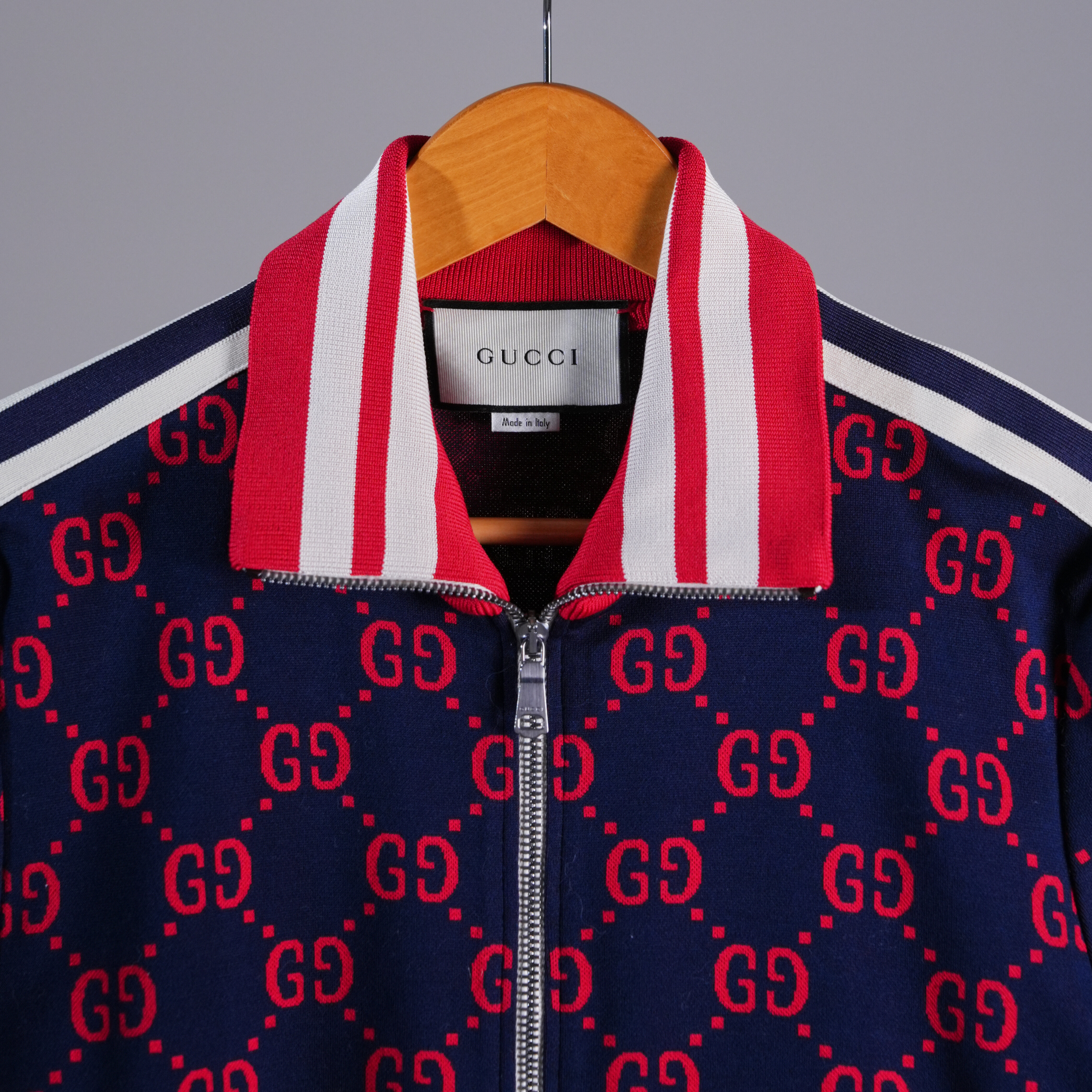 Gucci 藍底紅白條紋老花運動外套