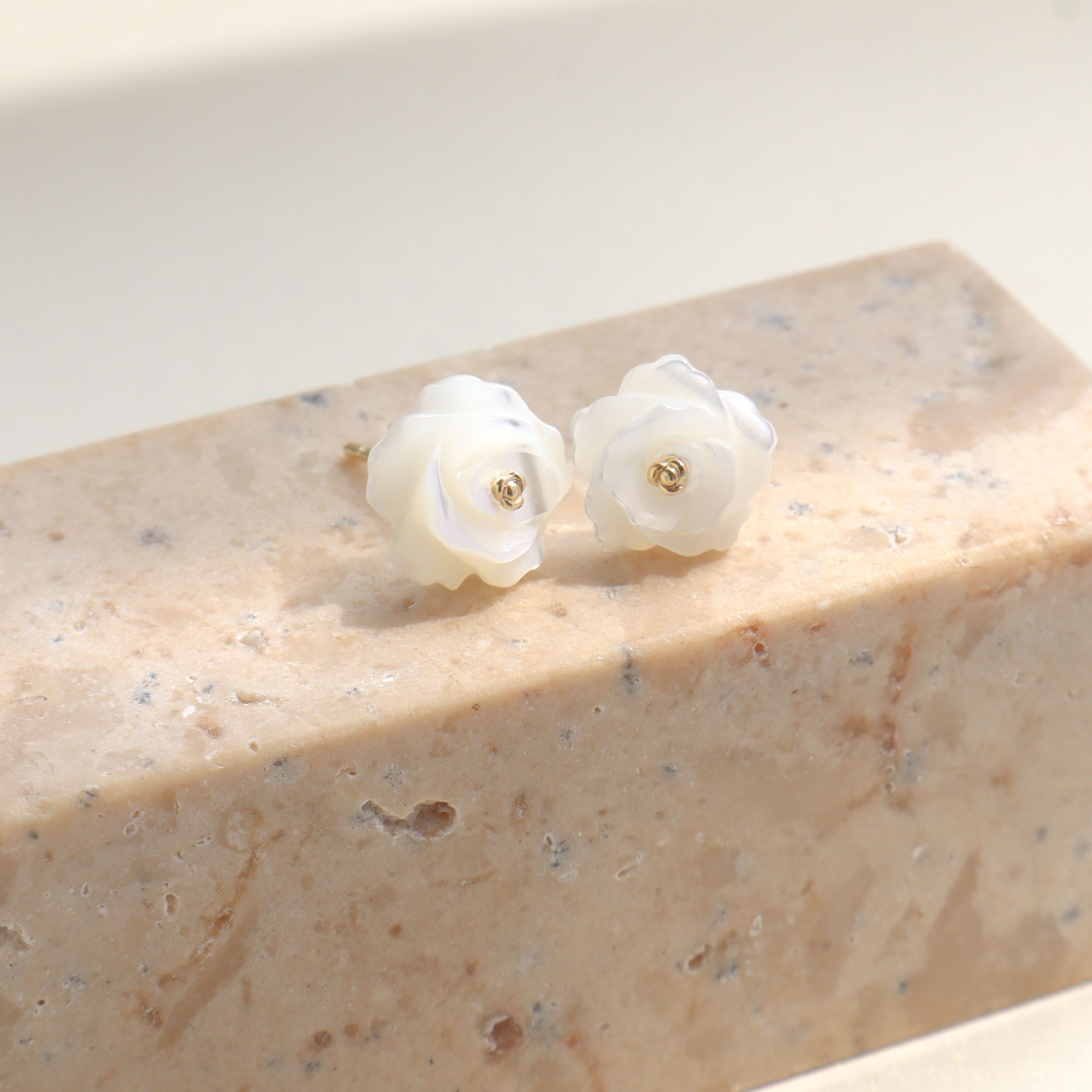 10K/盛放白玫耳環