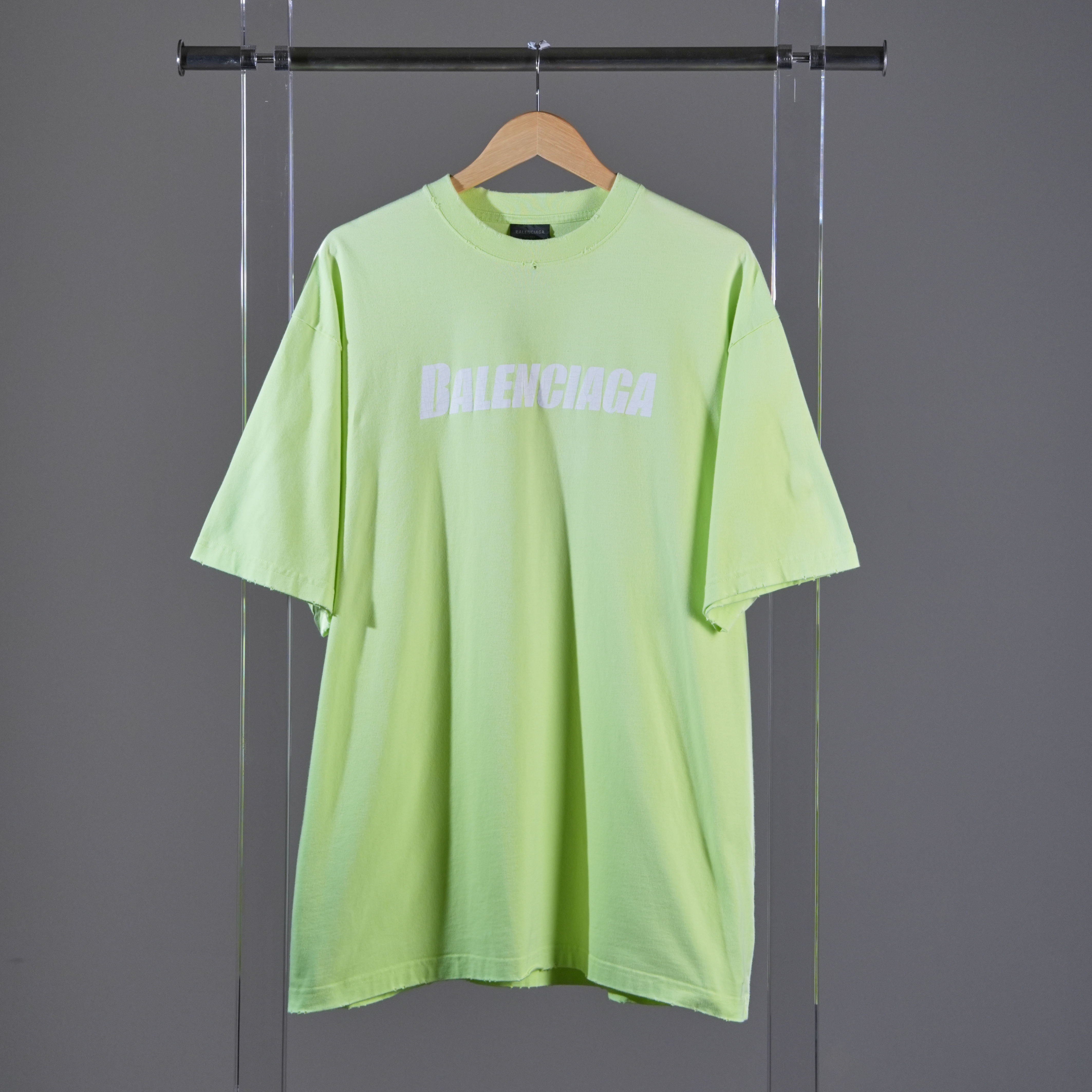 Balenciaga 螢光綠短袖上衣