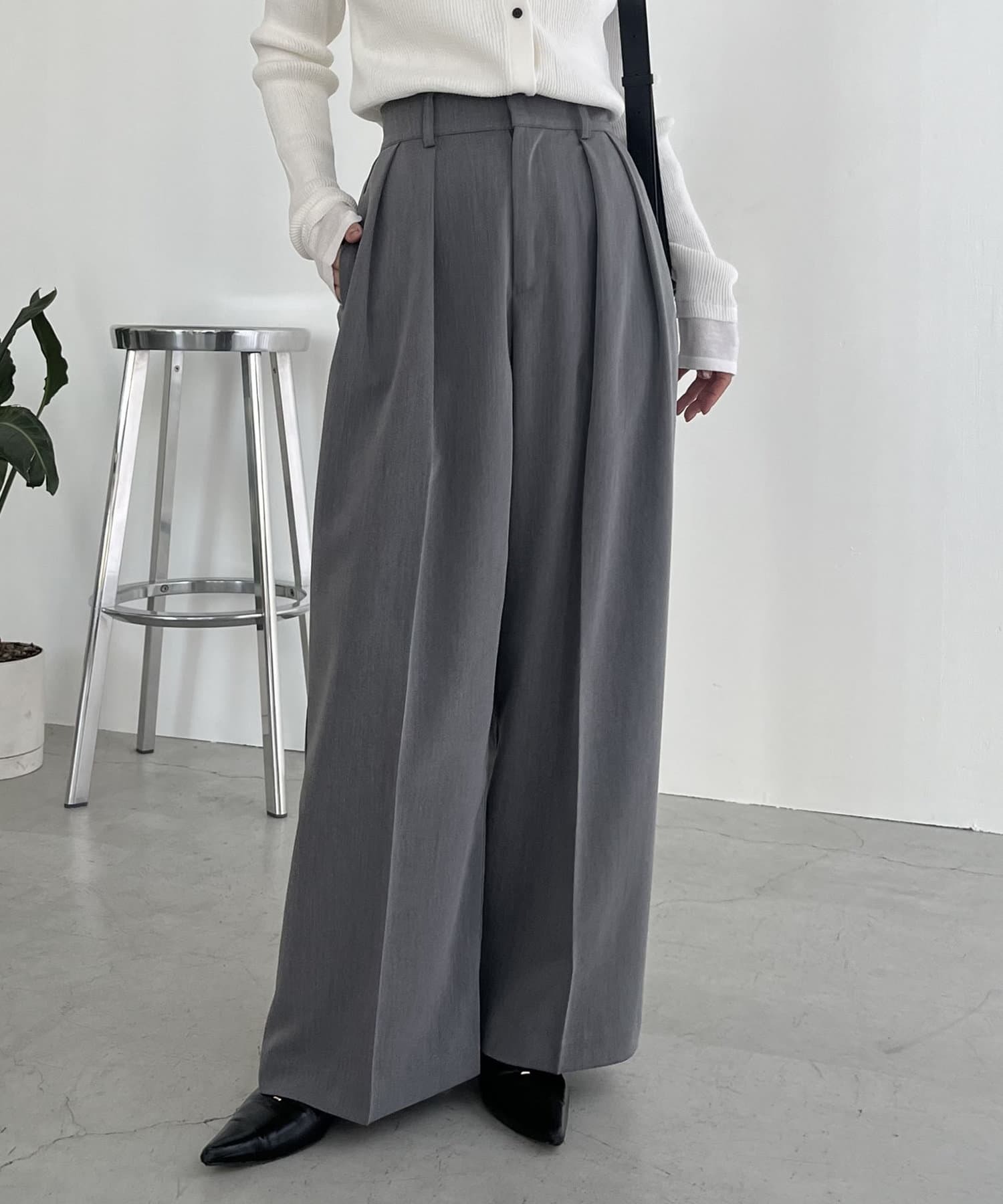 CAPRICIEUX LE'MAGE(カプリシュレマージュ)  2タックワイドパンツ灰36（LEZ1031102A0006）