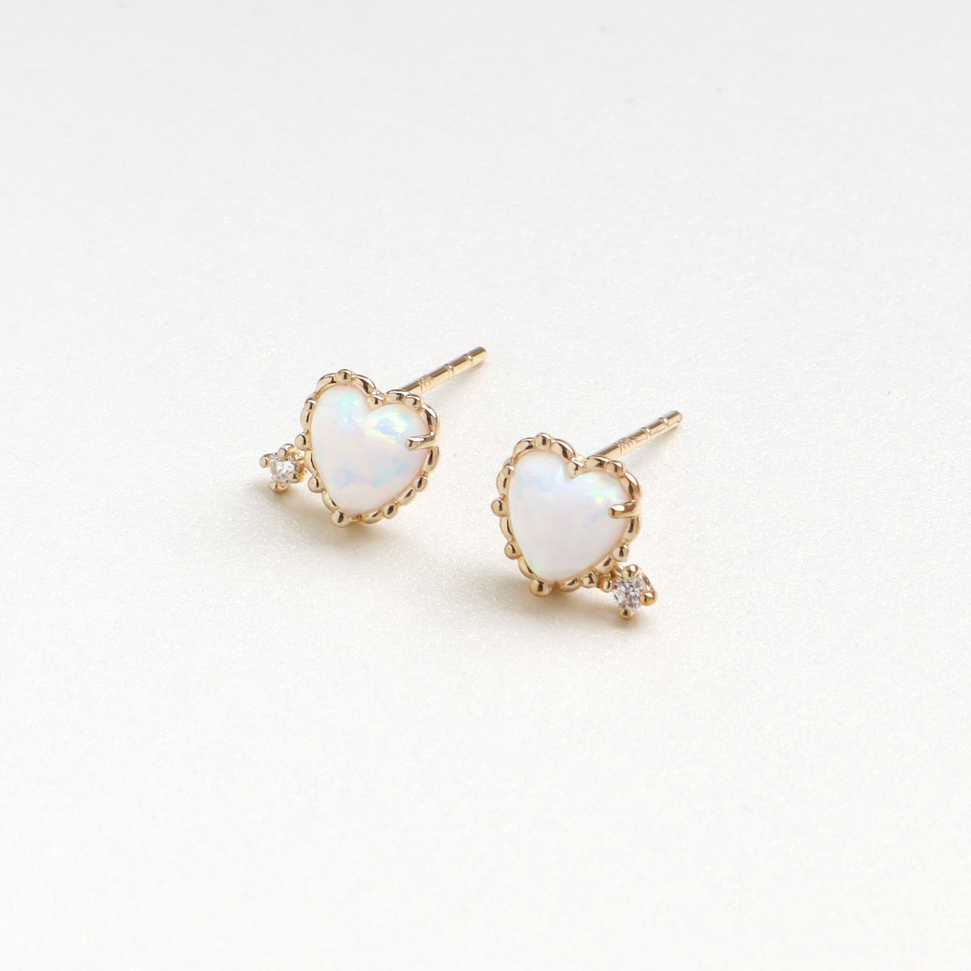 10K/心型蛋白石耳環