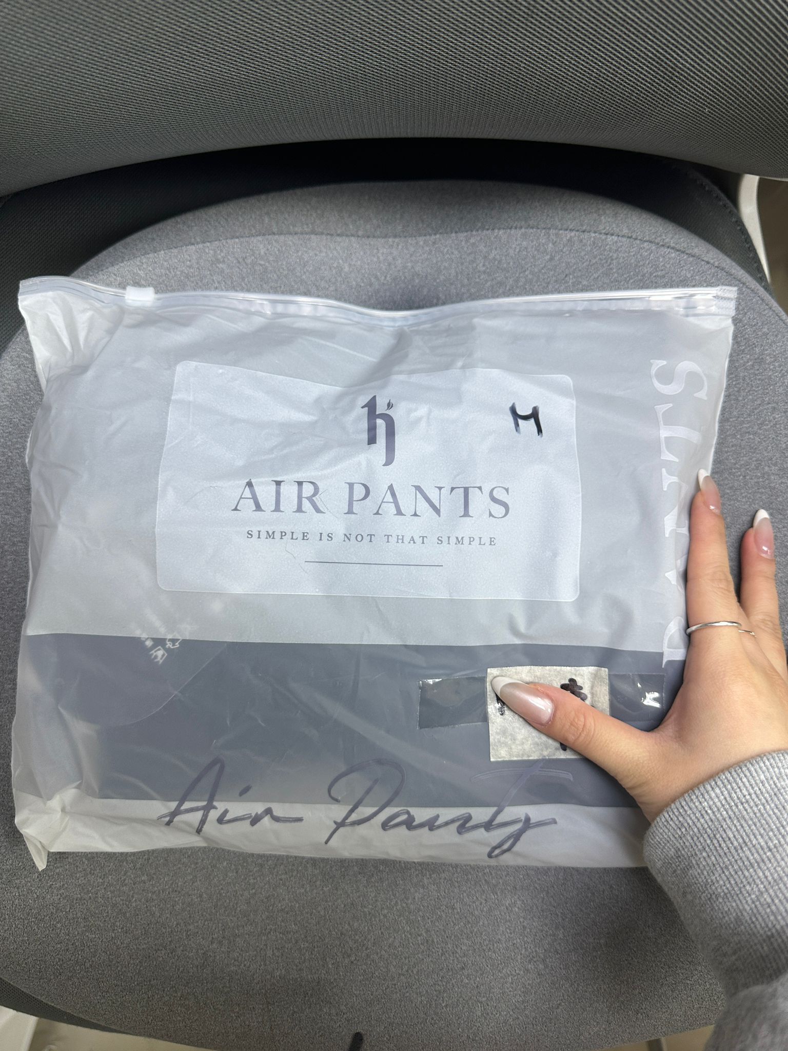 (BID104)【現貨】台灣AIR PANTS (兩款任選)