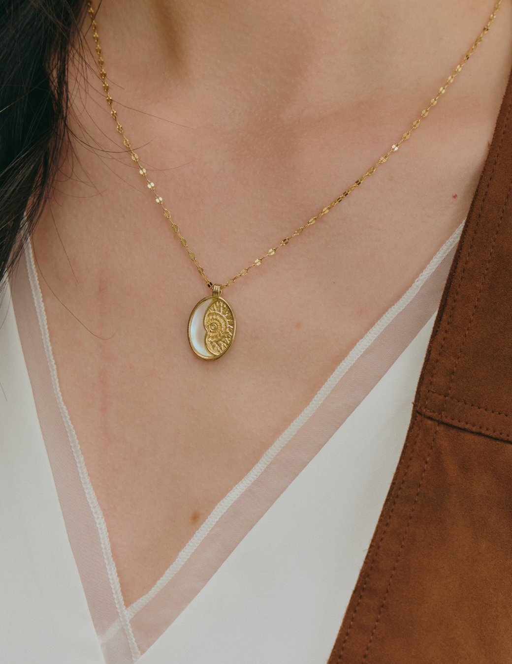 Sun&Moon拼接母貝項鍊（金色）