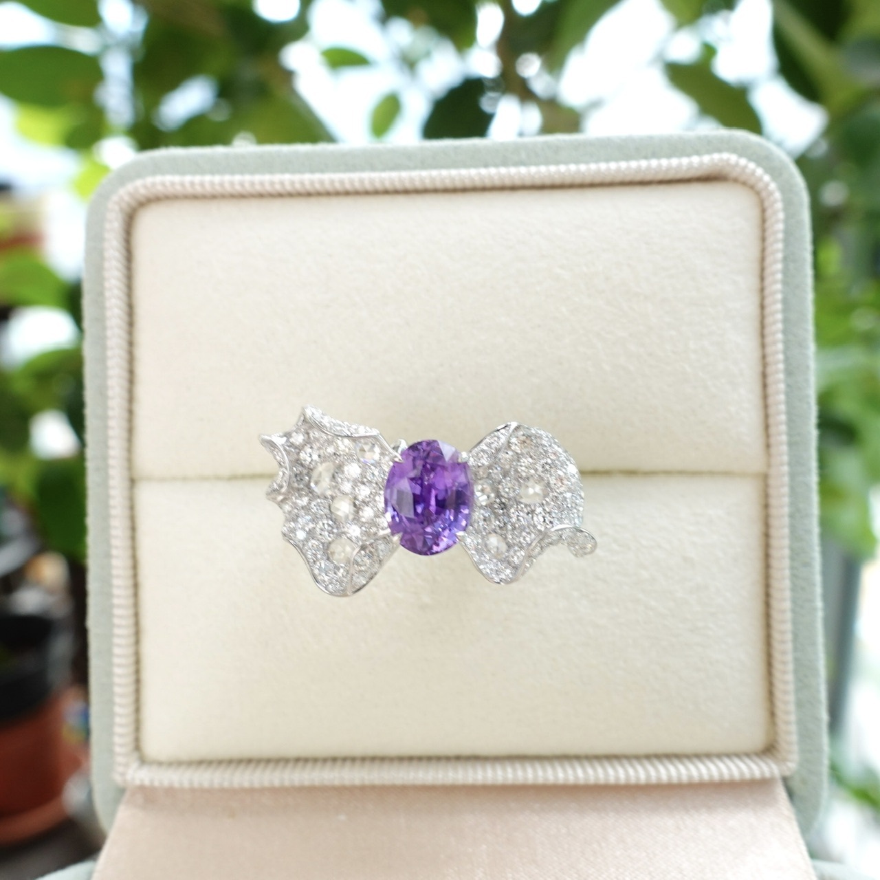 2.03ct天然無燒紫藍寶石18K金鑽石戒指 (帶寶石證書)