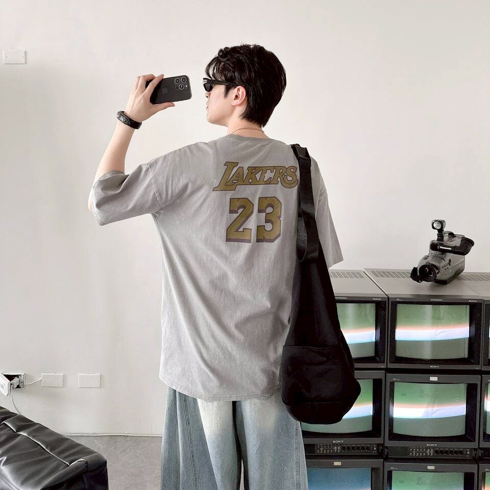 LAKERS No.23 復刻球衣風 短袖上衣