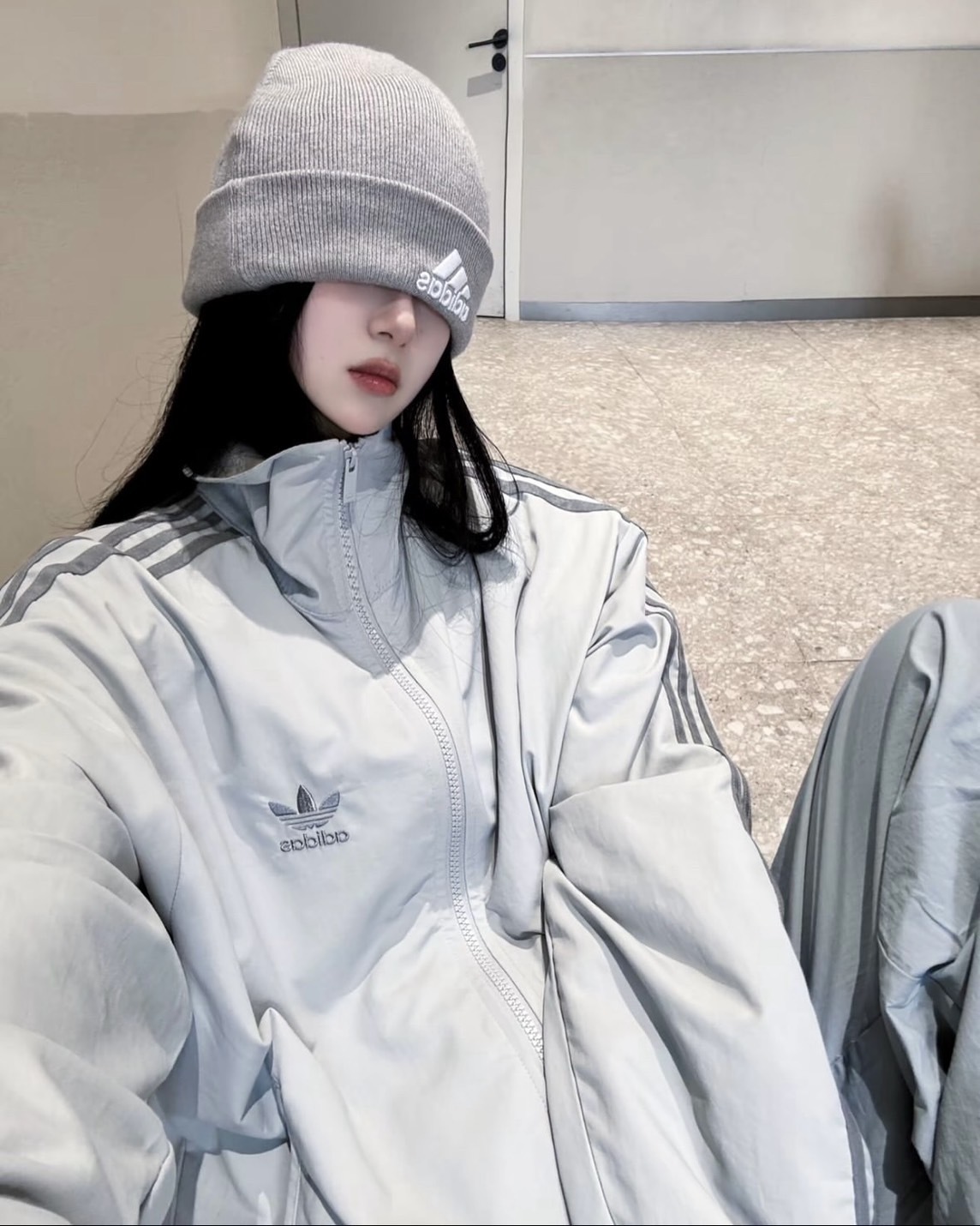 <現貨><國外限定> Adidas Originals 立領 三線 長袖 外套 奶灰