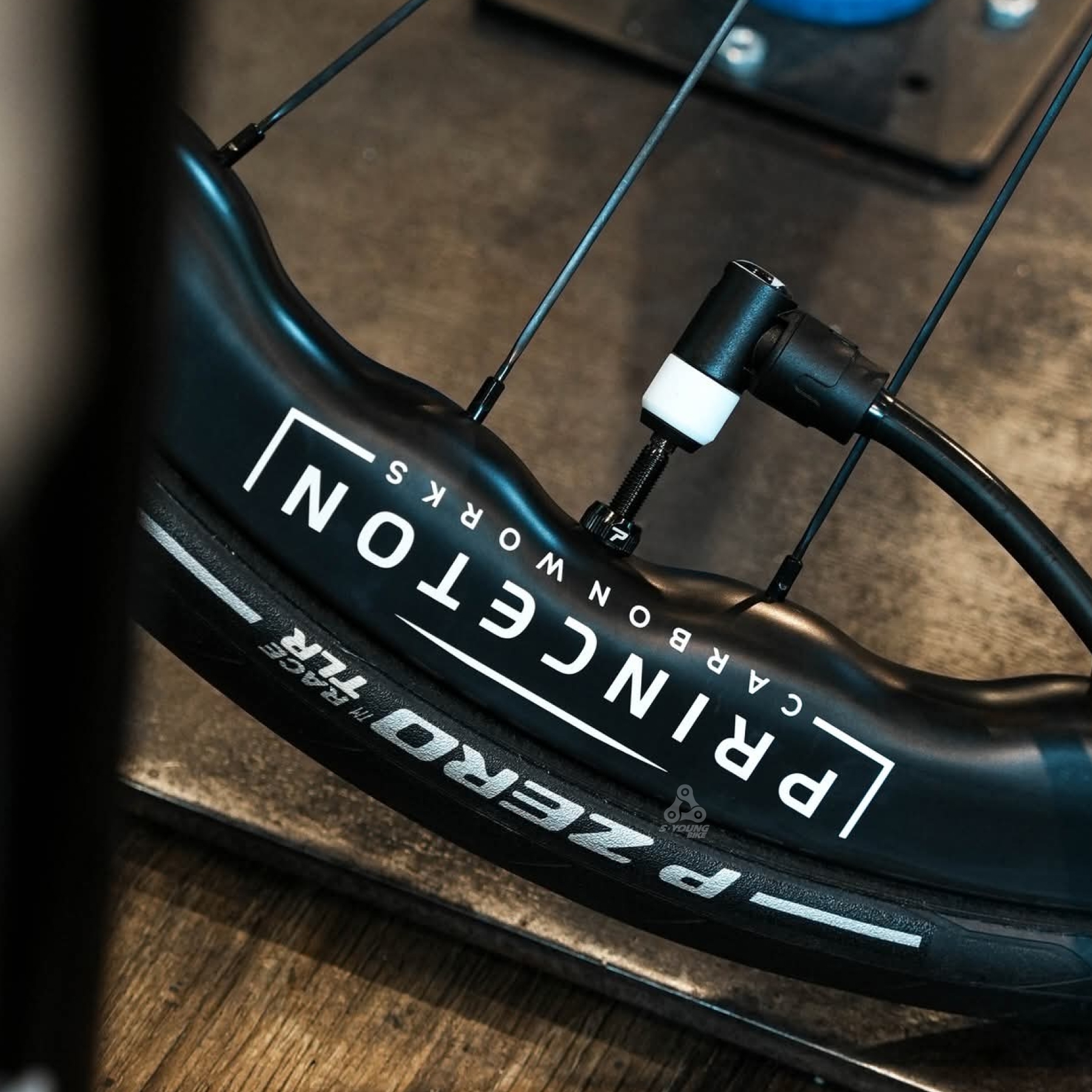 超方便【Schwalbe】Clik Valve 快拆氣嘴套組 / 適用各類型單車