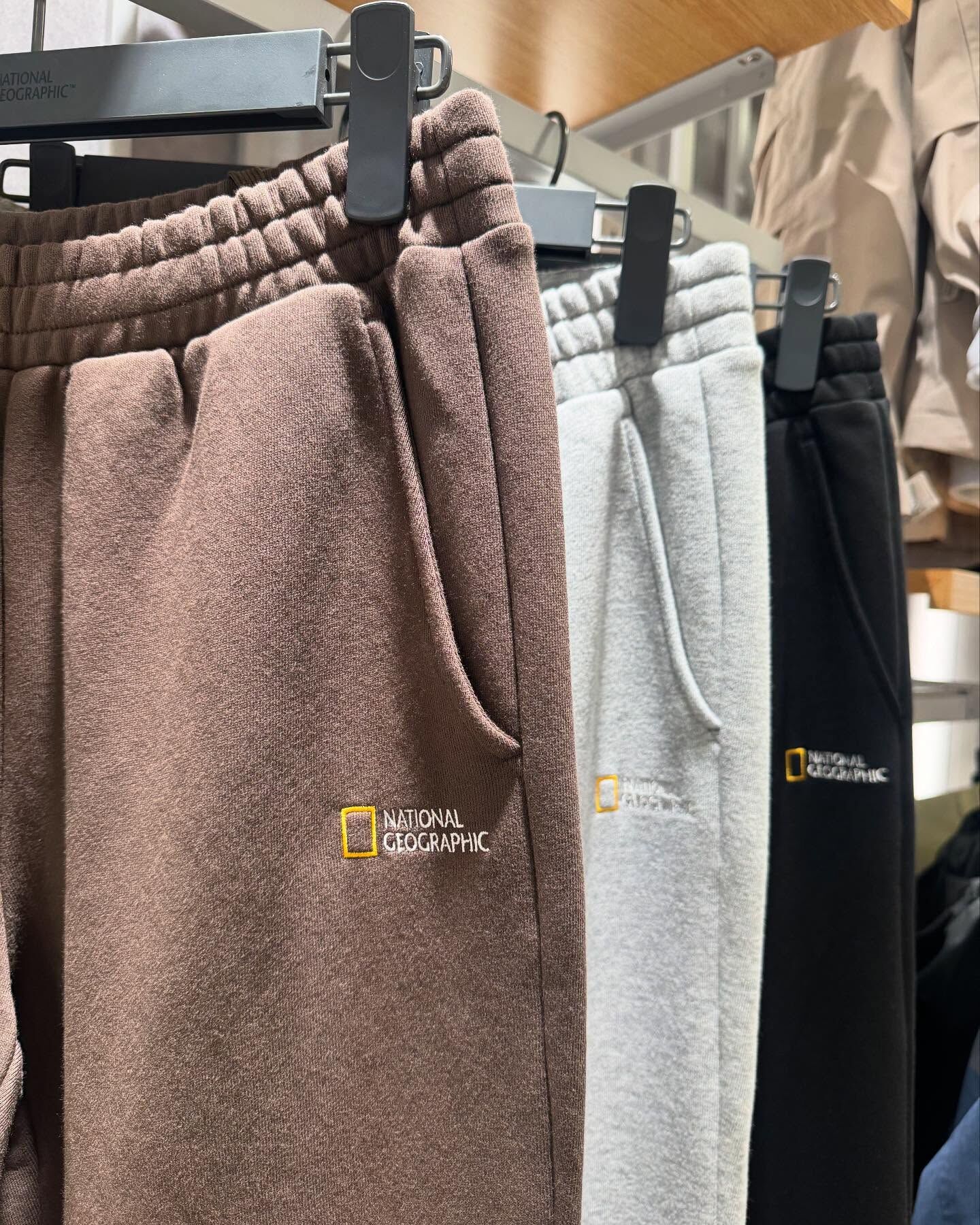 【代購】NATIONAL GEOGRAPHIC 國家地理 Animal Wappen 長褲 棉褲 N253UPT010