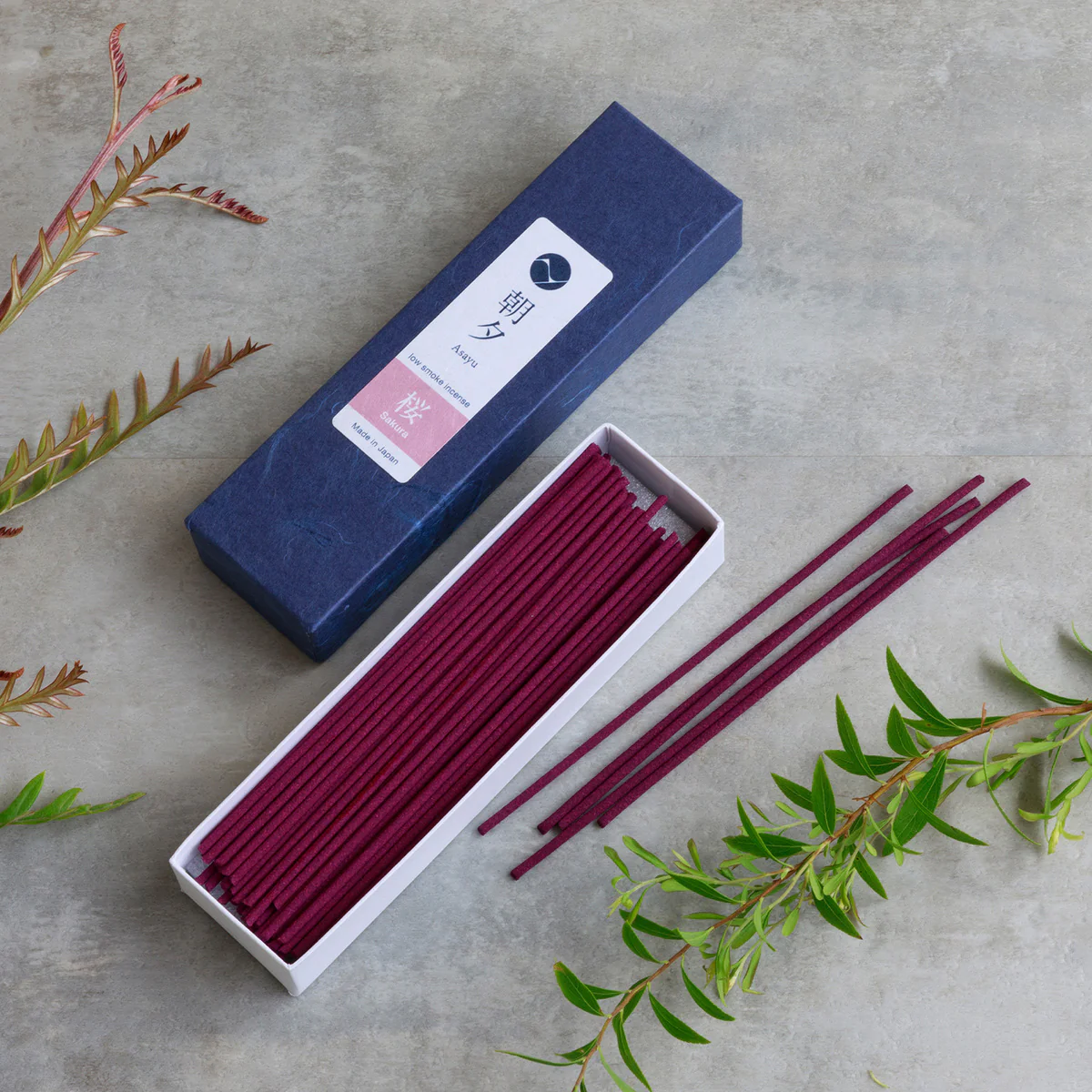 日本線香【八款】（綠茶 / 蓮花 / 伽羅 / 茉莉 / 櫻花 / 薔薇 / 白檀鼠尾草 / 白檀玫瑰）