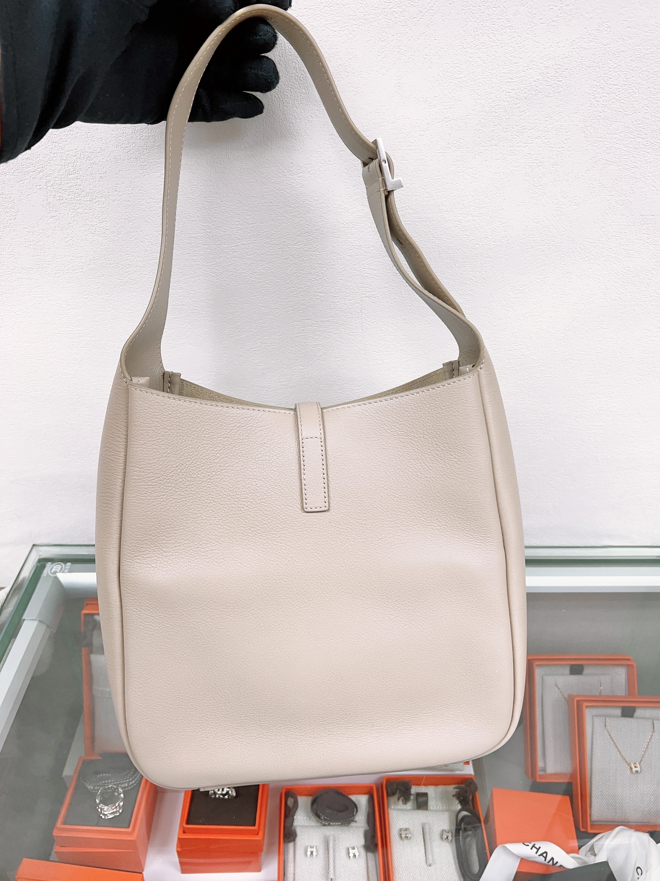 YSL Saint Laurent le 5 a 7 hobo small (beige grey)