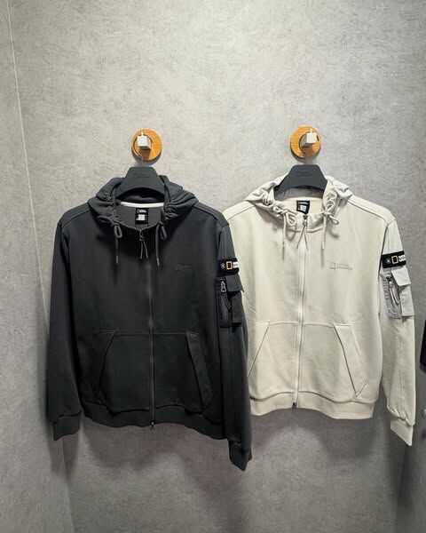 【代購】NATIONAL GEOGRAPHIC 國家地理 Sullian 袖口袋 連帽 外套 N253UFT020