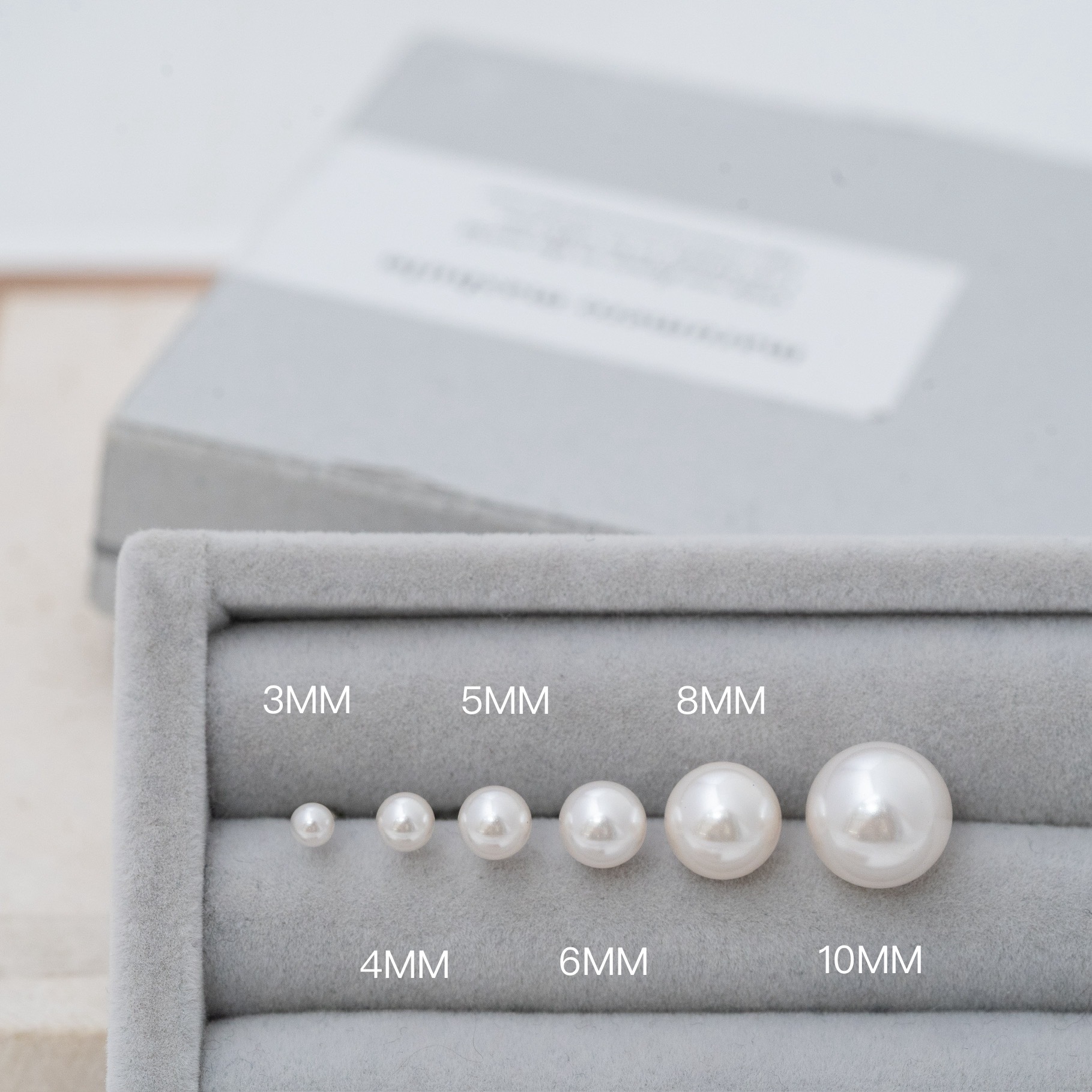 Sve9 (6mm 施華洛貝珠，鍍白金)