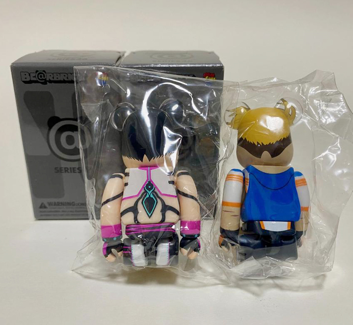 BEARBRICK 100% SERIES 46 GAME Secret Street Fighter  Juri & Luke