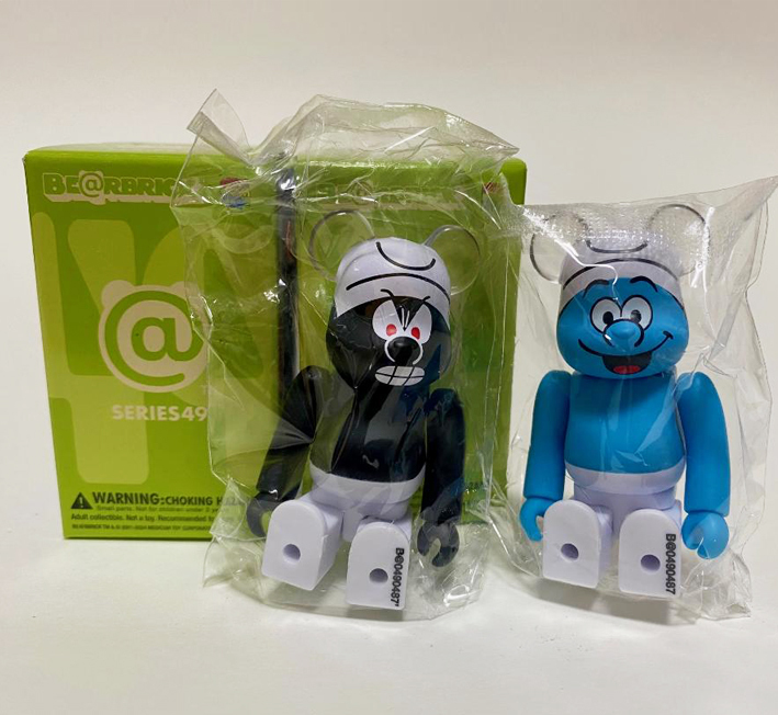 BEARBRICK 100% SERIES 49 CUTE Secret Smurfs Black & Smurfs 藍精靈